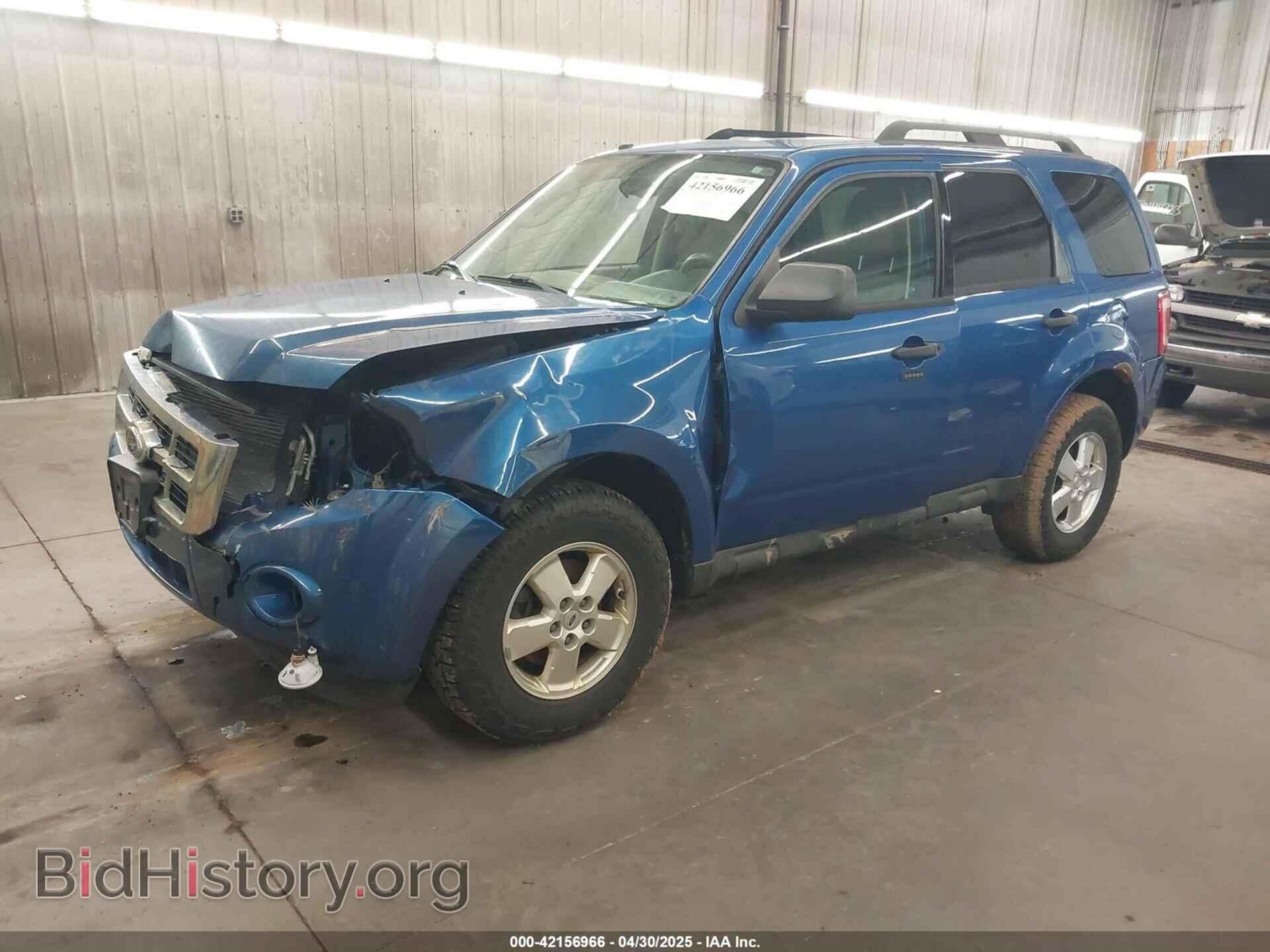 2011 FORD ESCAPE - VIN: 1FMCU9DG2BKA08150 - Фото 2