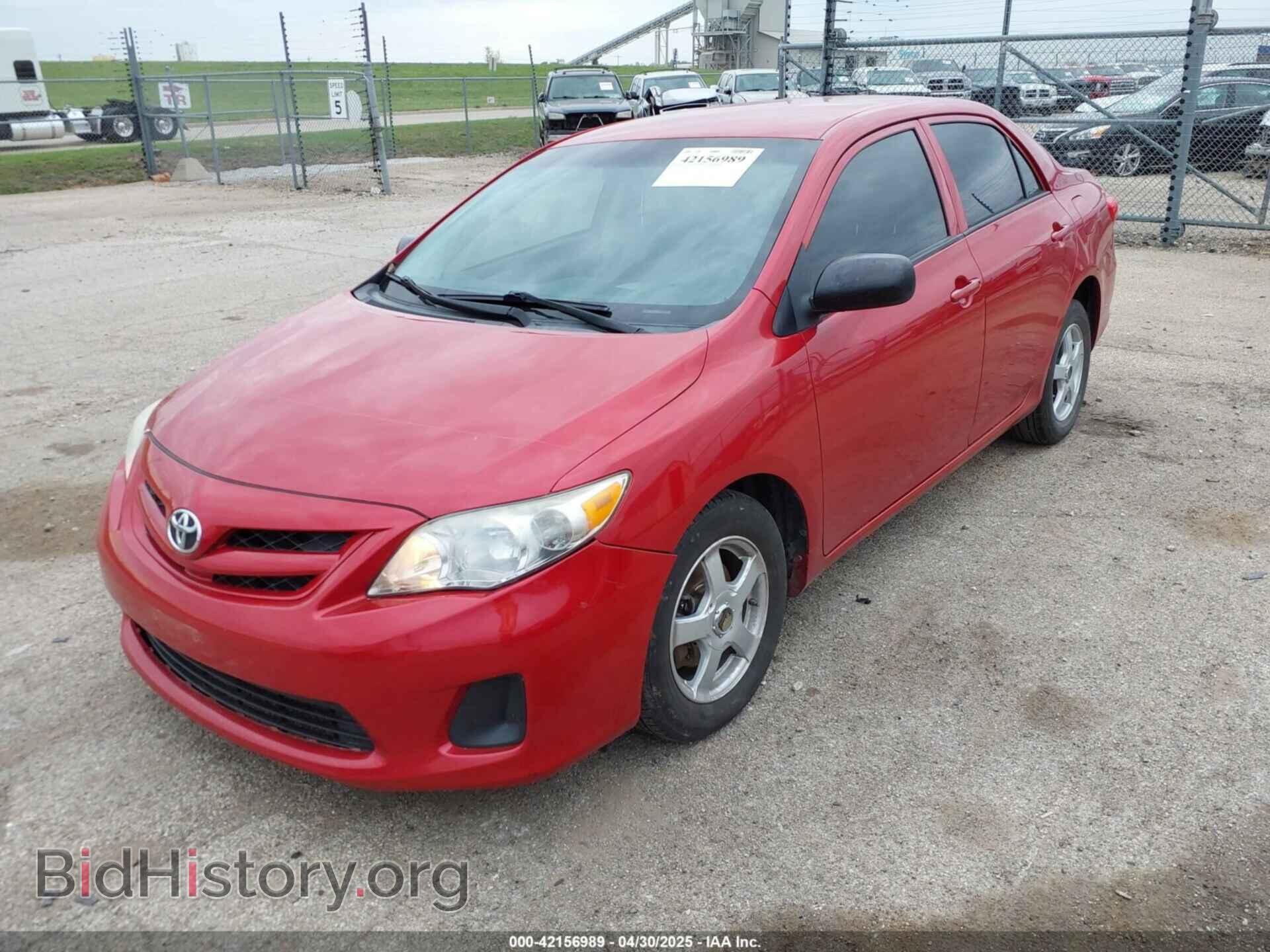 2011 TOYOTA COROLLA - VIN: 2T1BU4EE2BC557719 - Фото 2