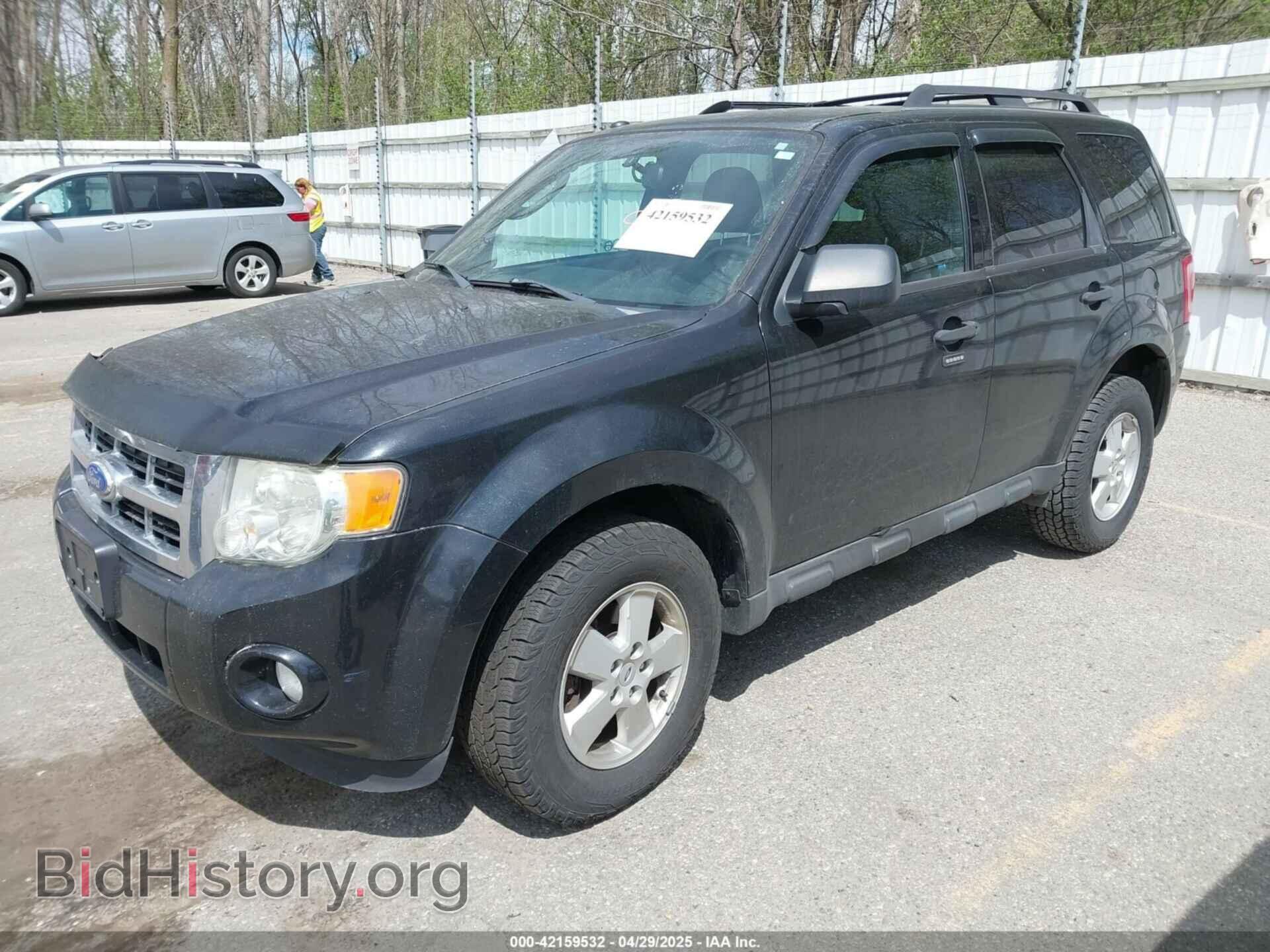 2011 FORD ESCAPE - VIN: 1FMCU0DG7BKC27164 - Фото 2