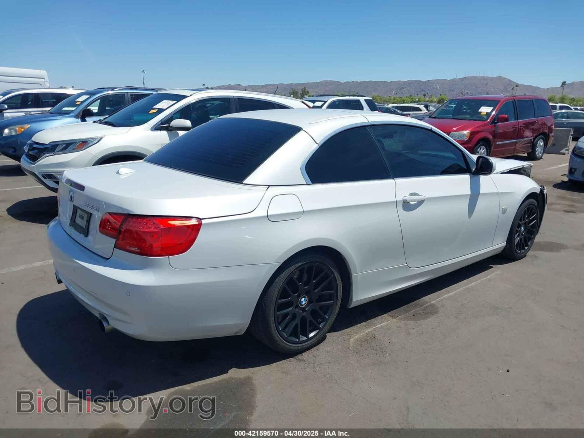 2013 BMW 335I - VIN: WBADX7C52DJ589093 - Фото 4