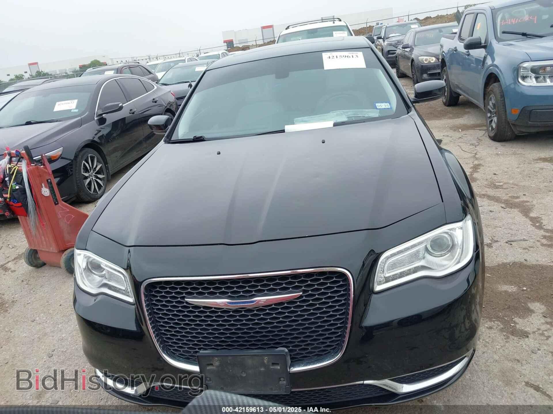 2015 CHRYSLER 300 - VIN: 2C3CCAAG8FH818543 - Фото 12