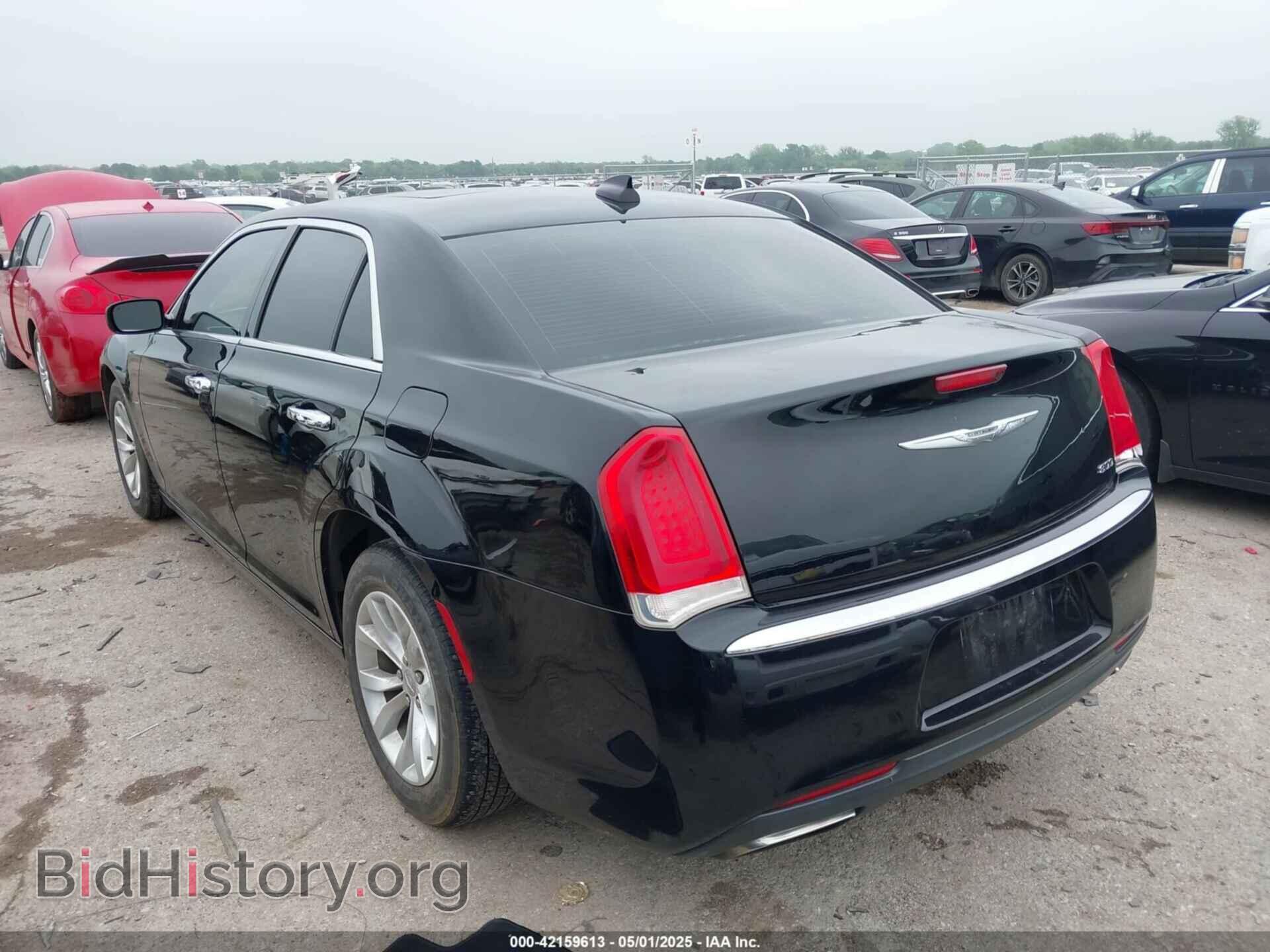 2015 CHRYSLER 300 - VIN: 2C3CCAAG8FH818543 - Фото 3