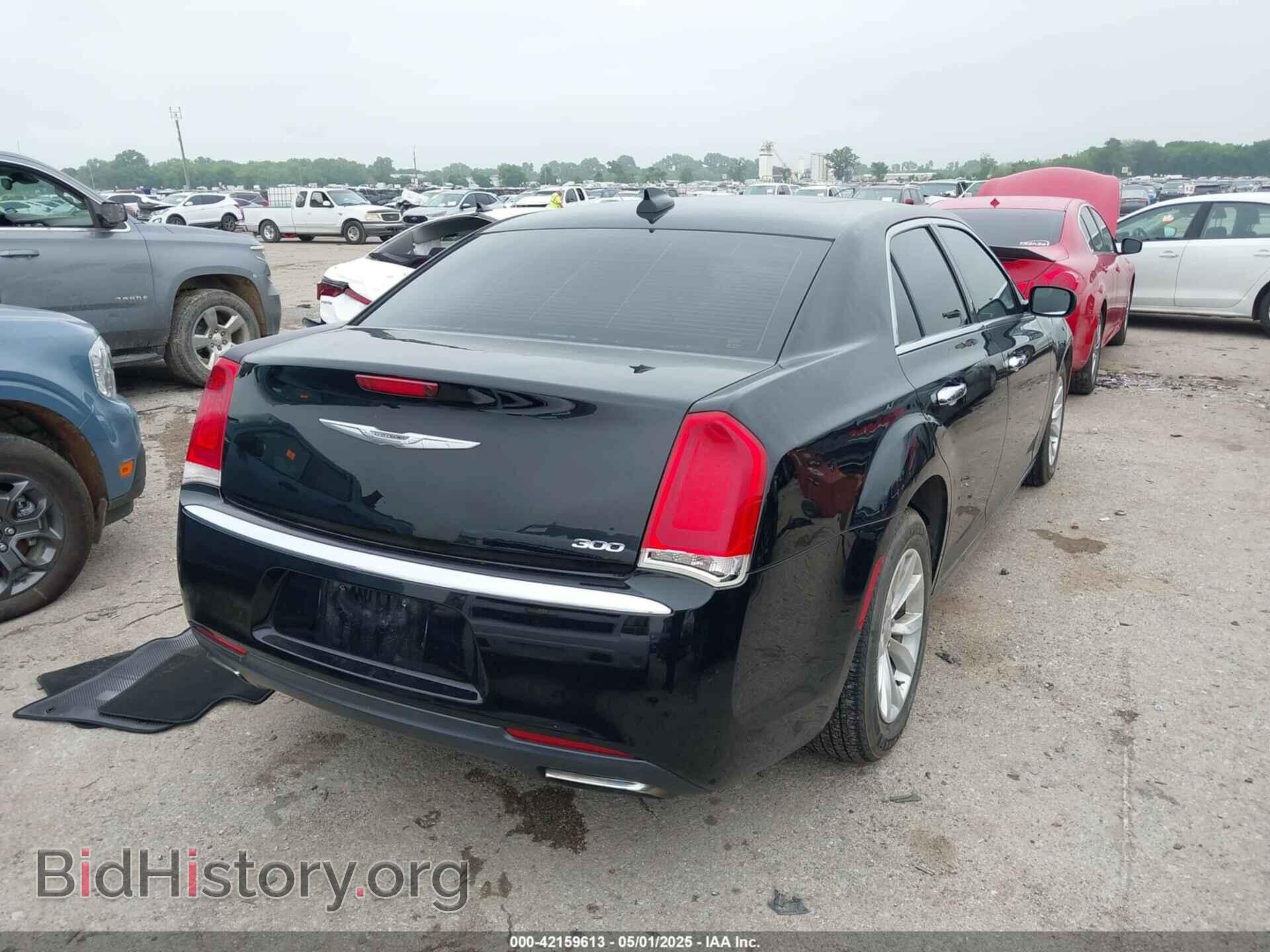 2015 CHRYSLER 300 - VIN: 2C3CCAAG8FH818543 - Фото 4