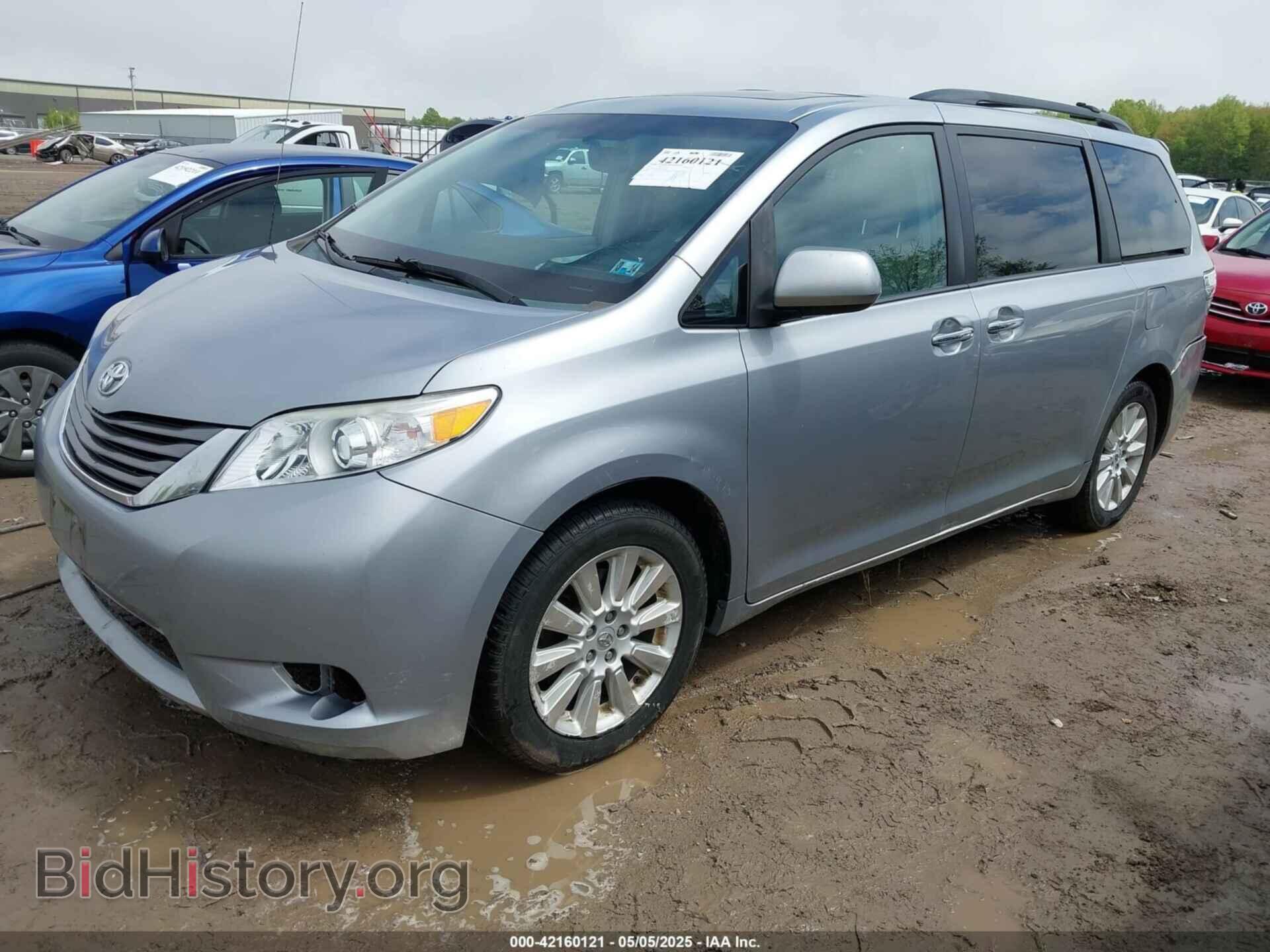 2013 TOYOTA SIENNA - VIN: 5TDDK3DC8DS059592 - Фото 2