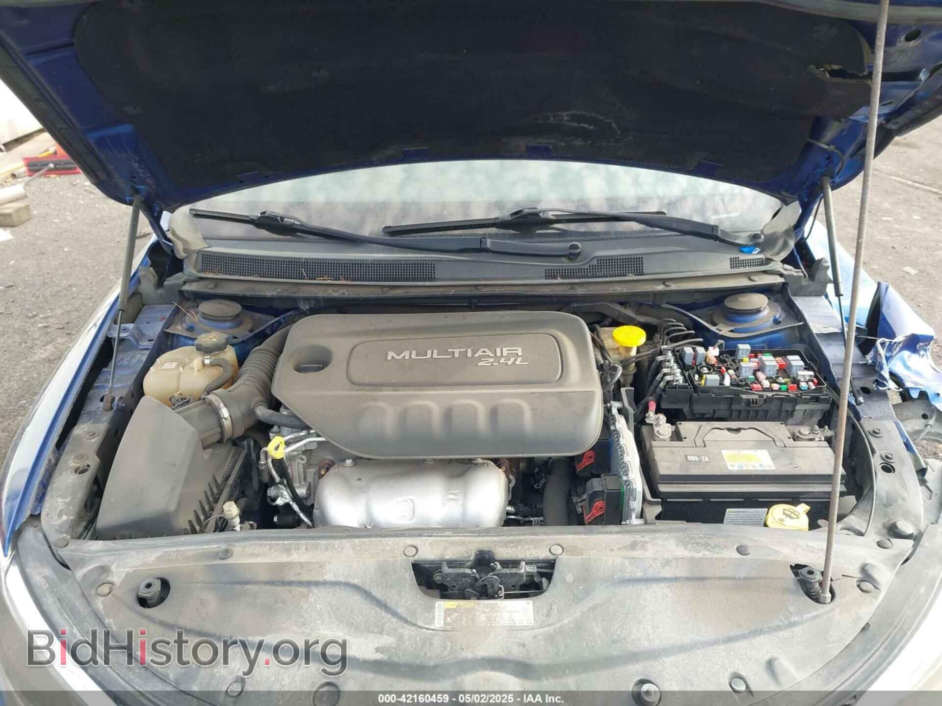 2016 CHRYSLER 200 - VIN: 1C3CCCABXGN101554 - Photo 10