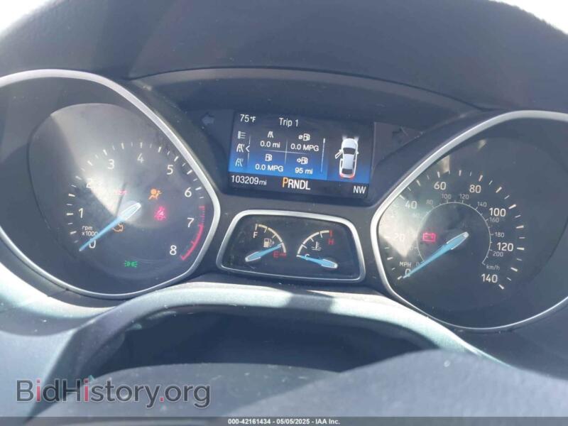 2016 Ford FOCUS (VIN 1FADP3F21GL241815) — фото 7 из 17