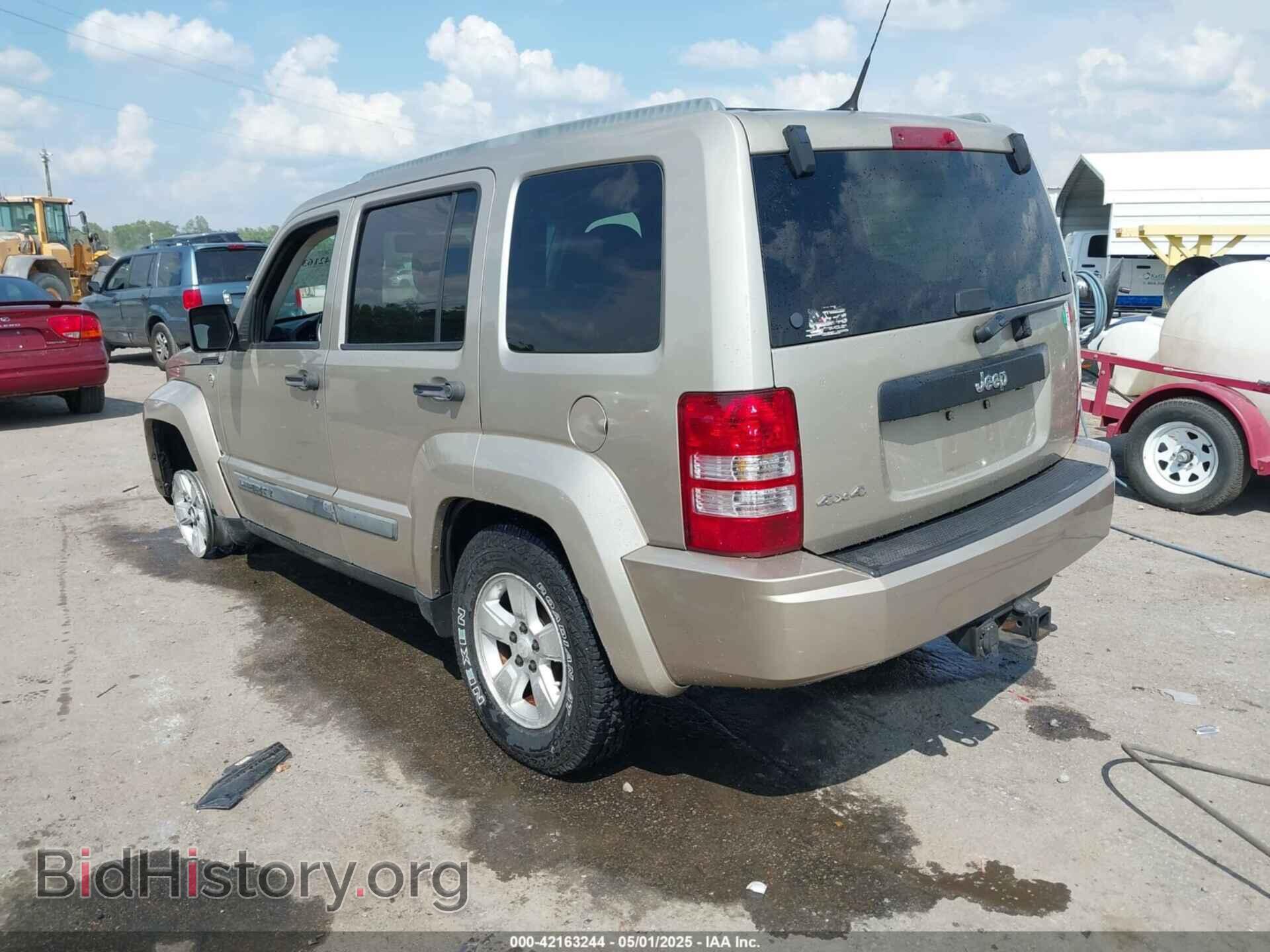 2011 JEEP LIBERTY - VIN: 1J4PN2GK5BW533281 - Фото 3