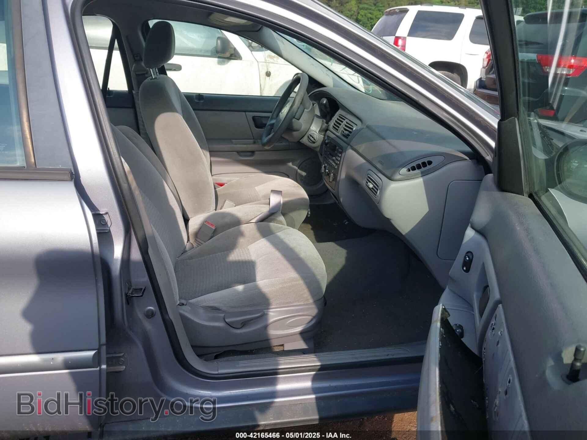 2006 FORD TAURUS - VIN: 1FAFP53U06A224704 - Фото 5