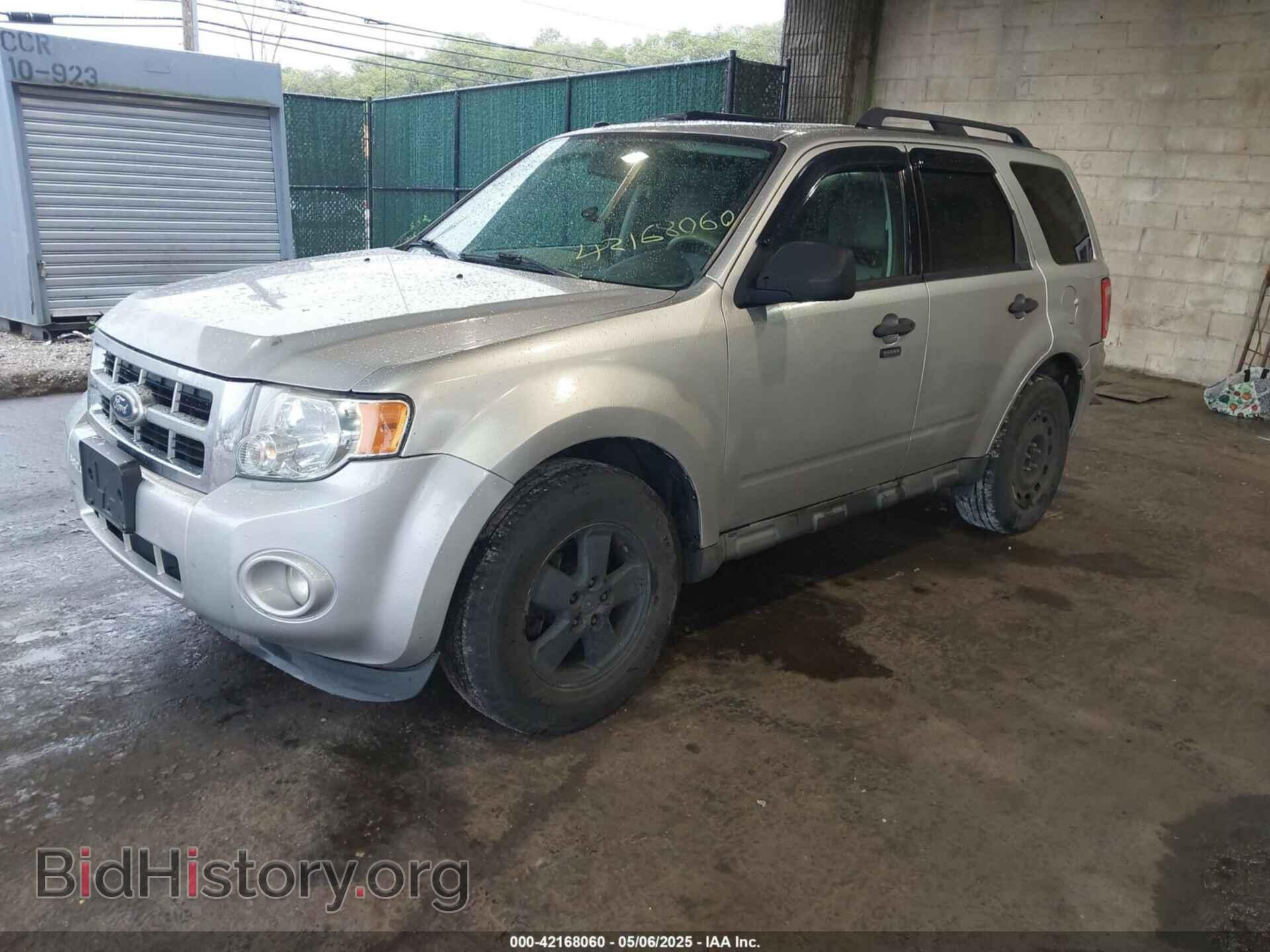 2011 FORD ESCAPE - VIN: 1FMCU9D76BKA24528 - Фото 2