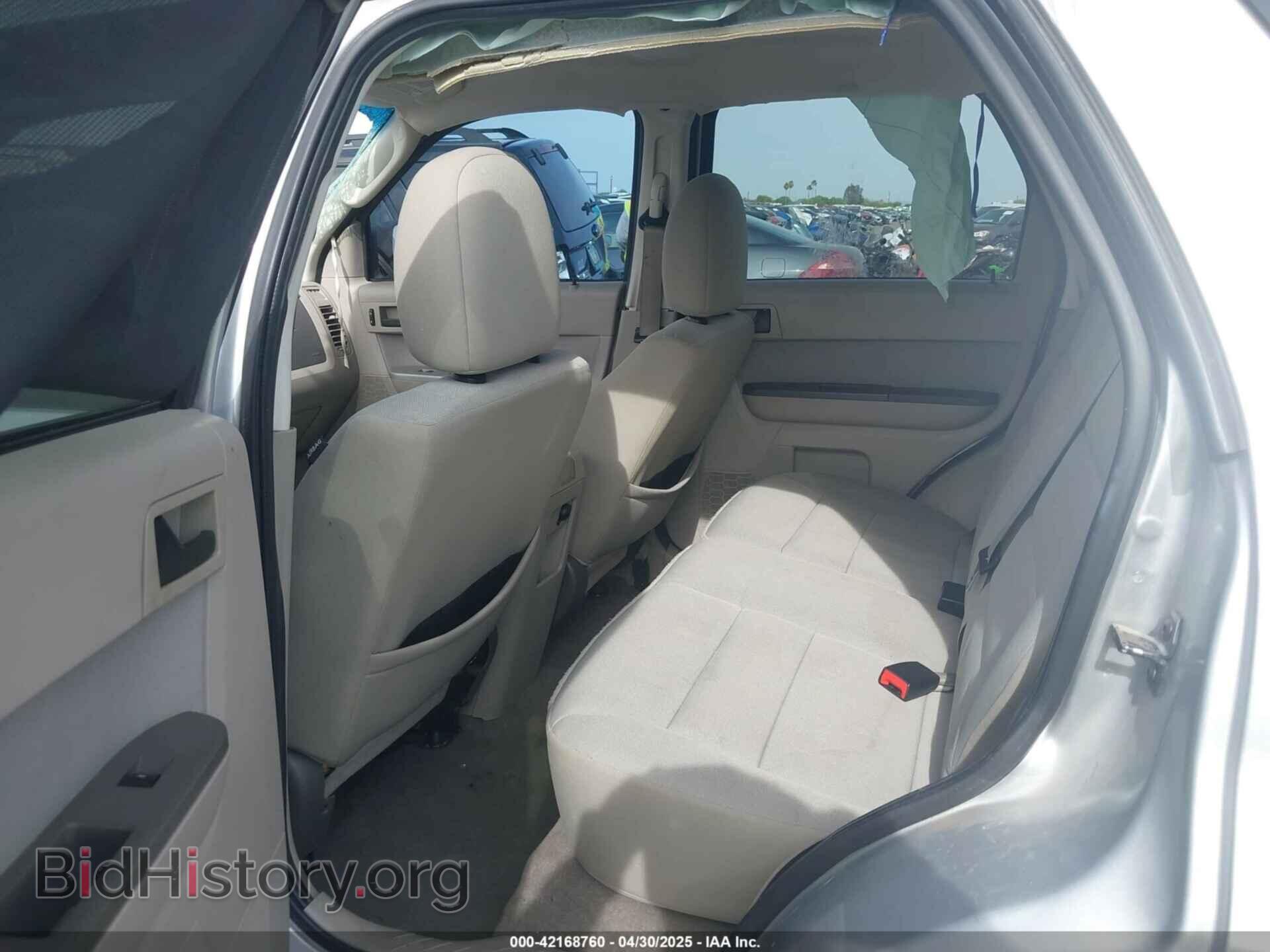 2011 FORD ESCAPE - VIN: 1FMCU0D75BKA08252 - Фото 8