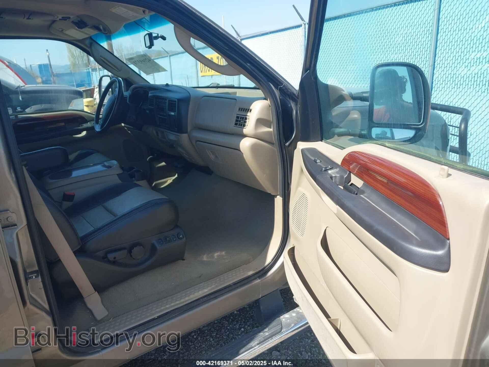 2005 FORD EXCURSION - VIN: 1FMSU45P95ED43809 - Photo 5