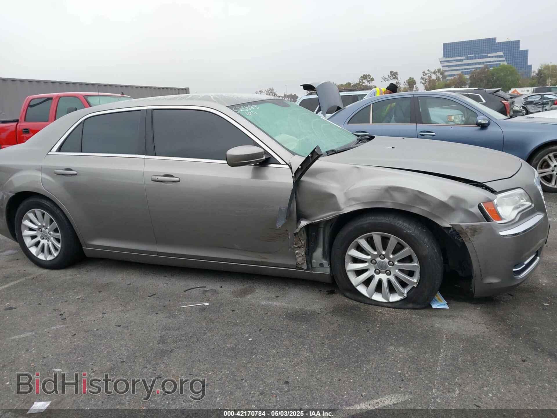 2014 CHRYSLER 300 - VIN: 2C3CCAAG6EH141832 - Фото 12