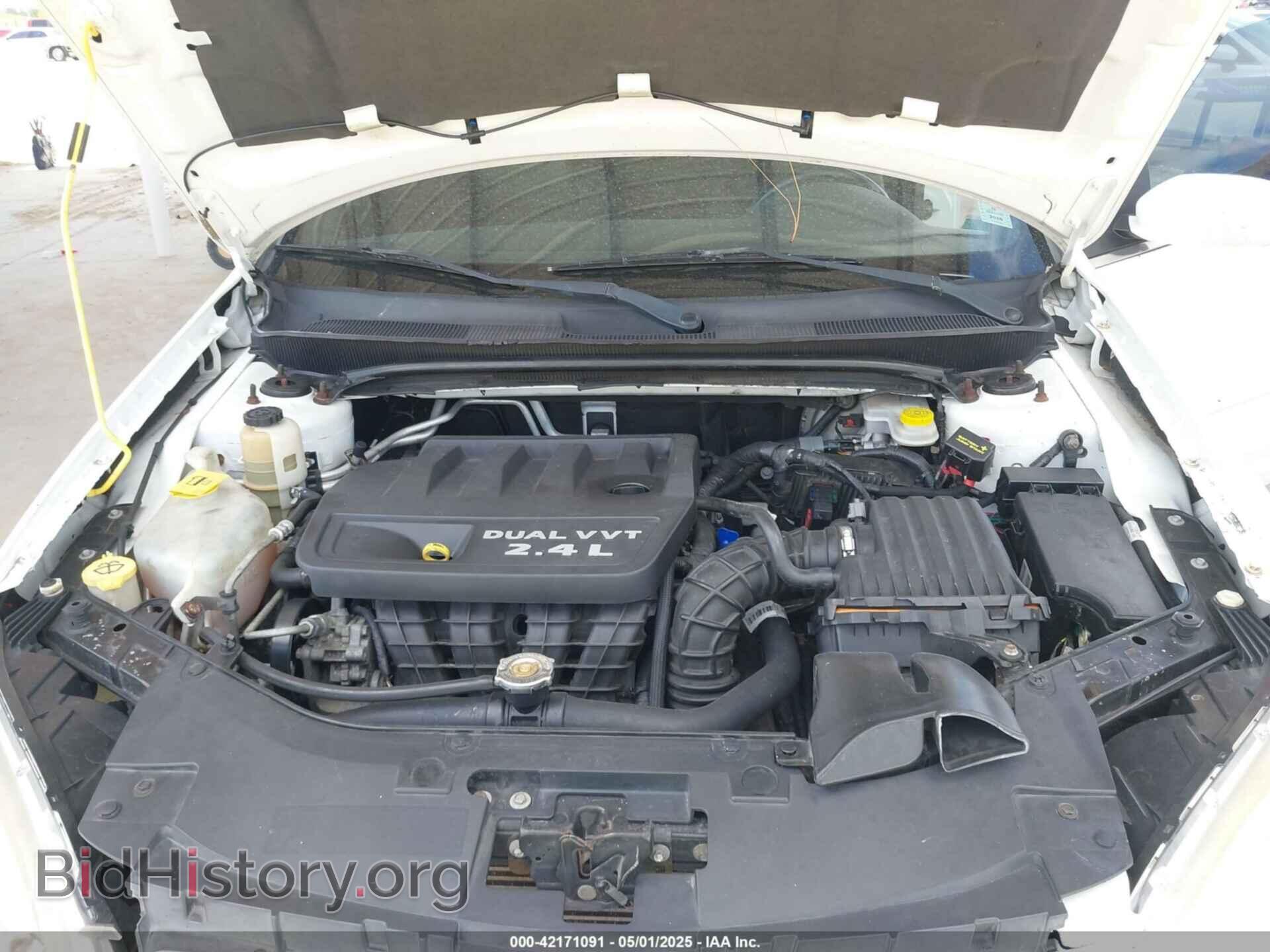2011 CHRYSLER 200 - VIN: 1C3BC2EB4BN589344 - Фото 10