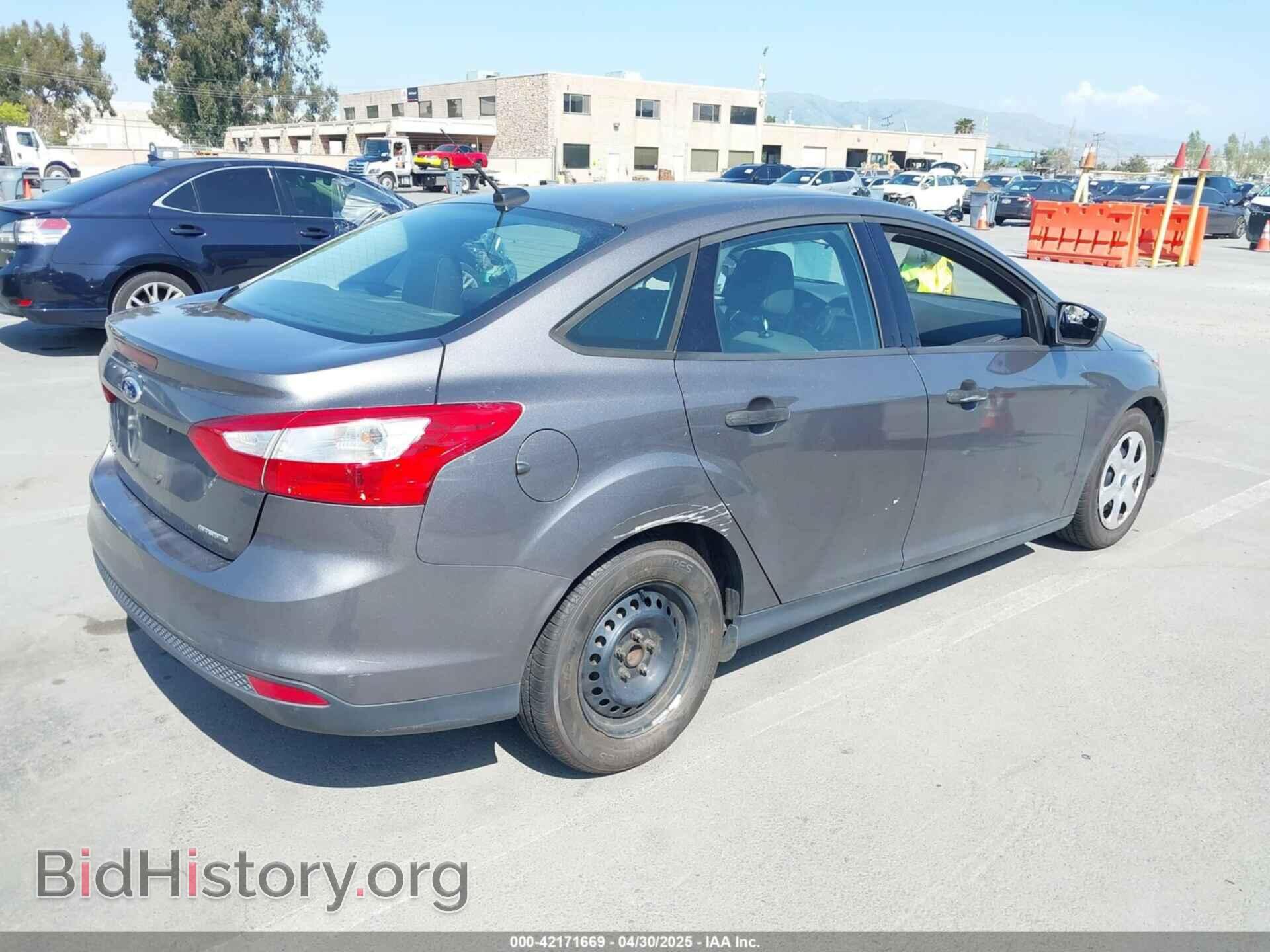 2012 FORD FOCUS - VIN: 1FAHP3E24CL427376 - Photo 4