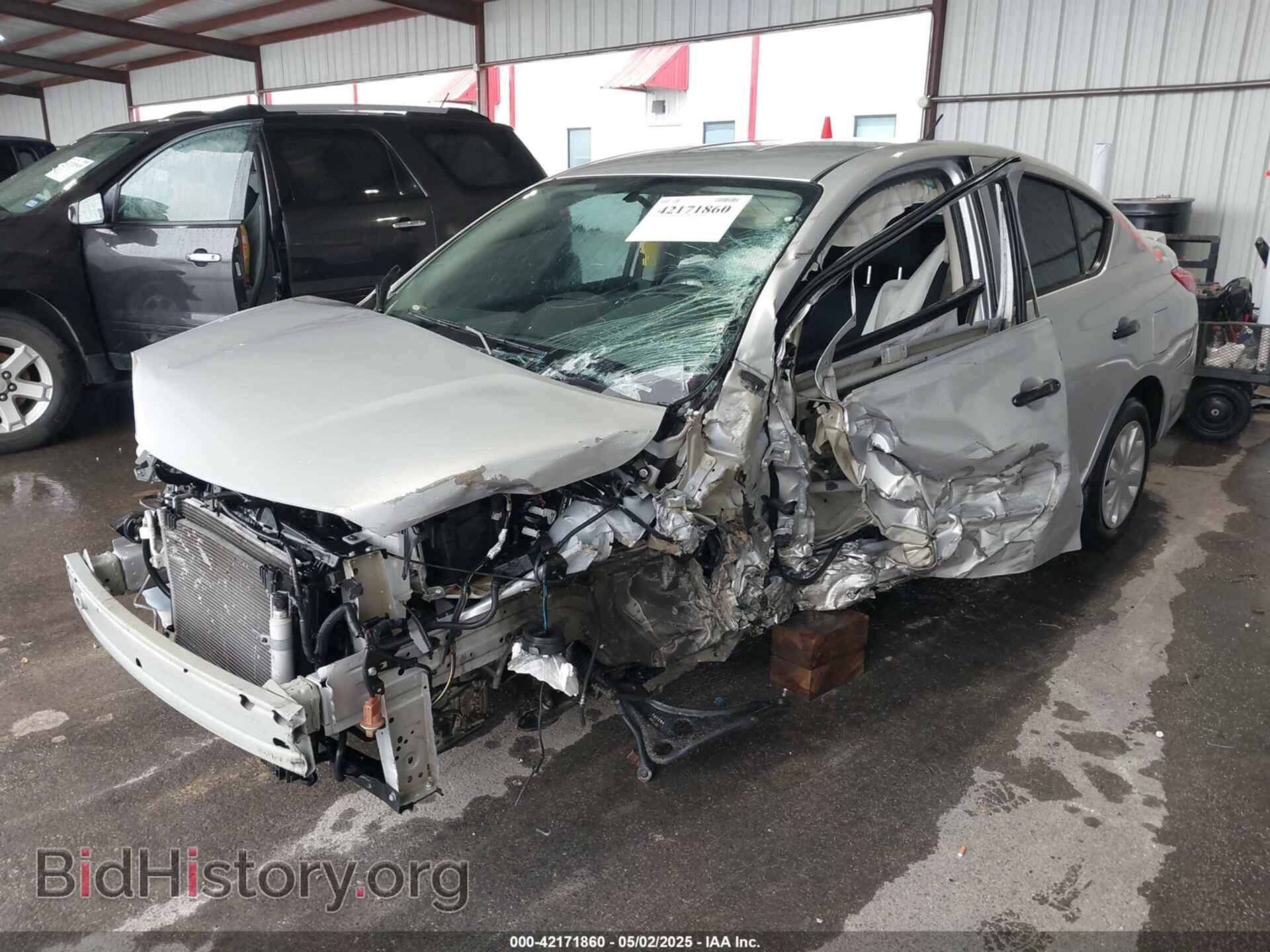 2019 NISSAN VERSA - VIN: 3N1CN7AP3KL812324 - Фото 2