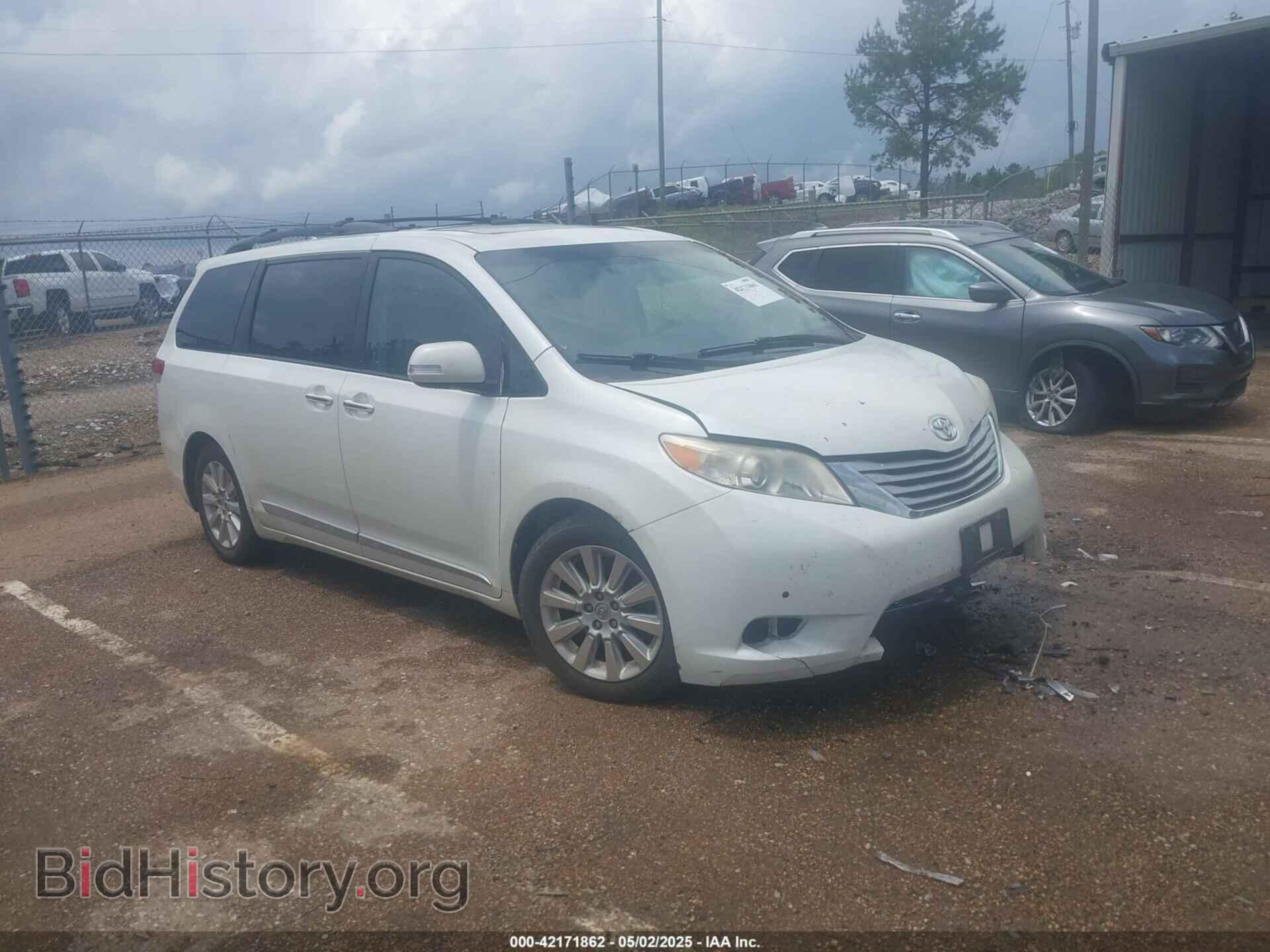 Фотография 5TDYK3DC2ES517663 - TOYOTA SIENNA 2014