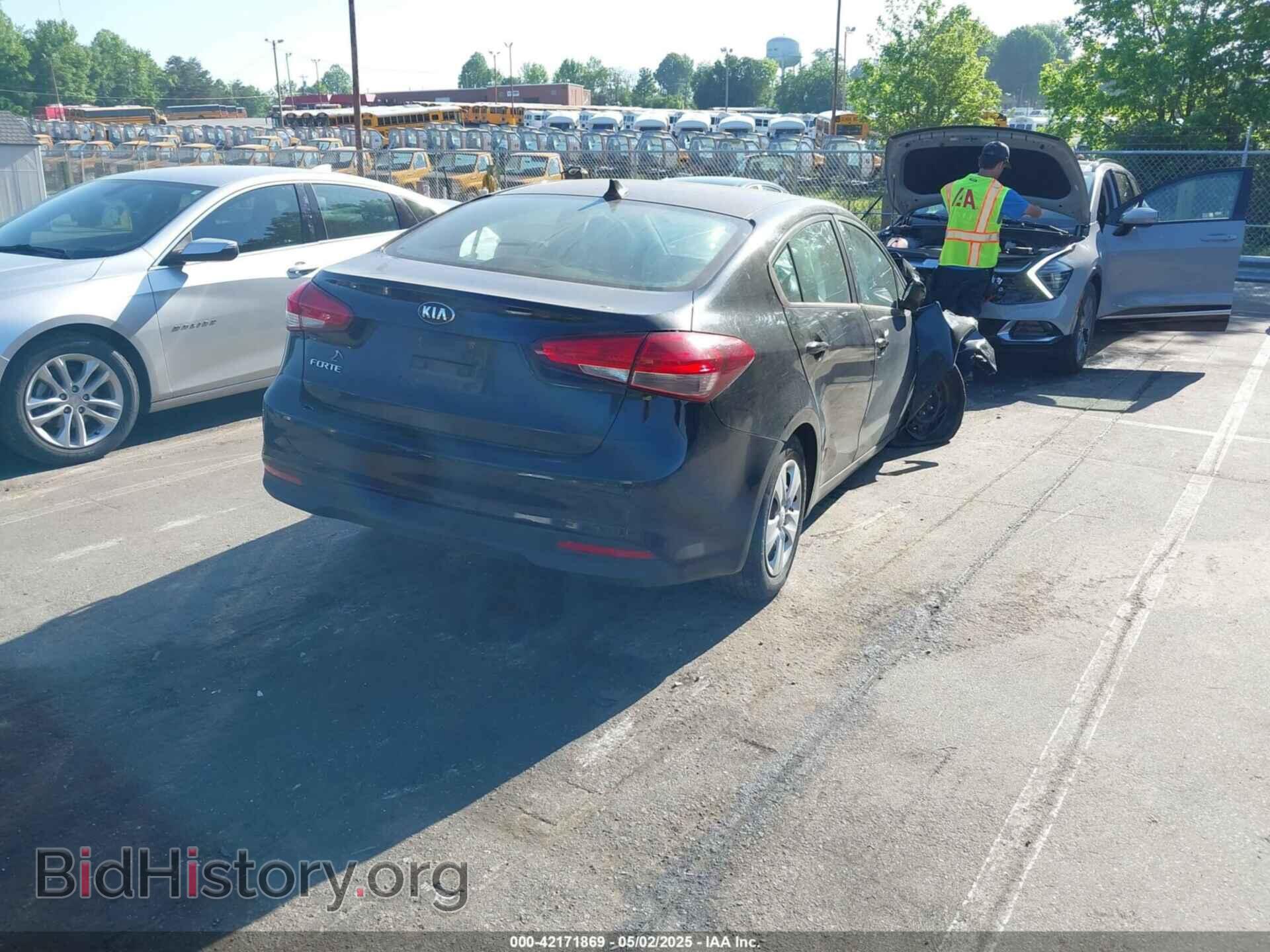 2017 KIA FORTE - VIN: 3KPFK4A75HE068286 - Фото 4