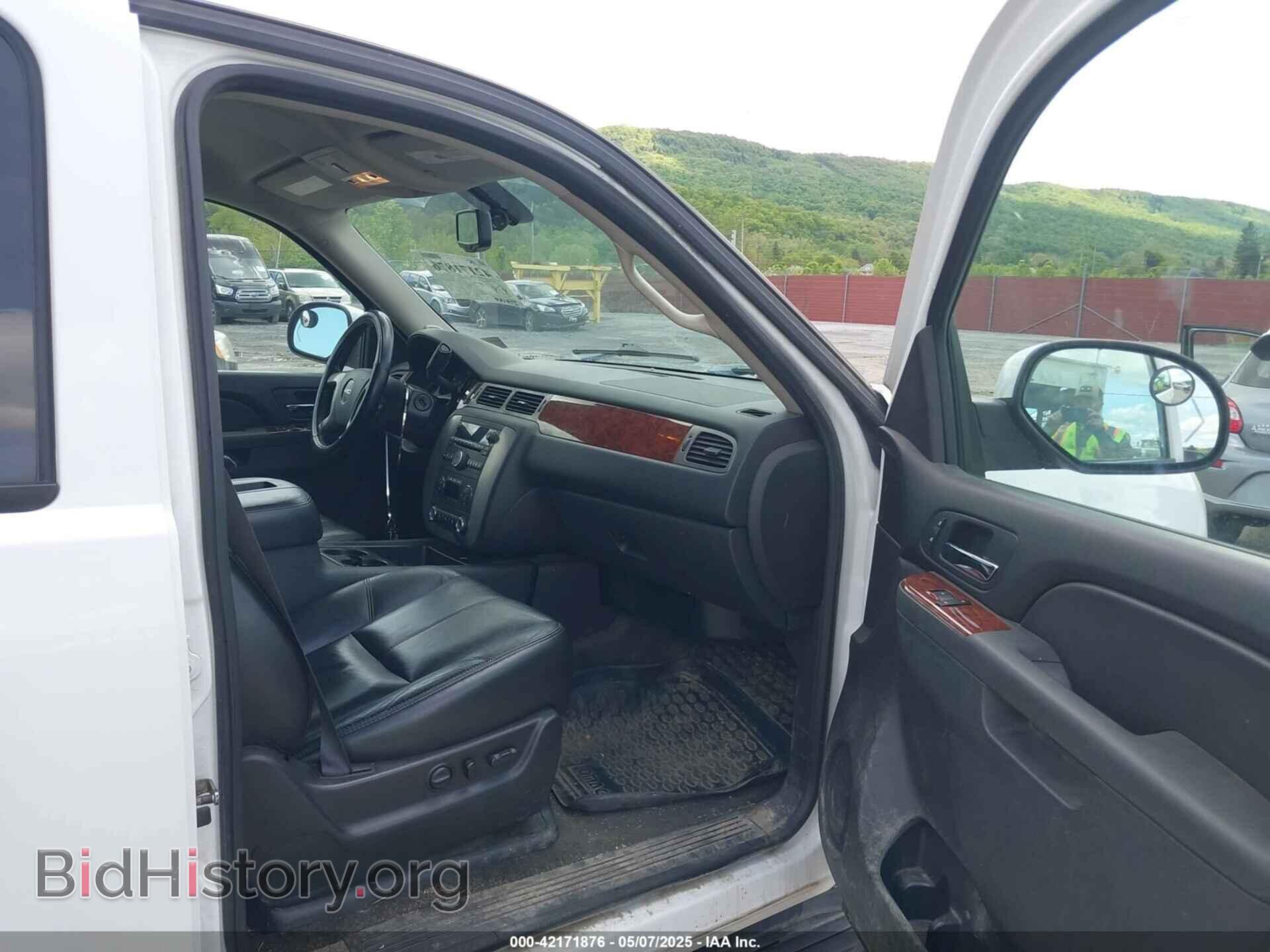2011 GMC YUKON - VIN: 1GKS2CE08BR351612 - Photo 5