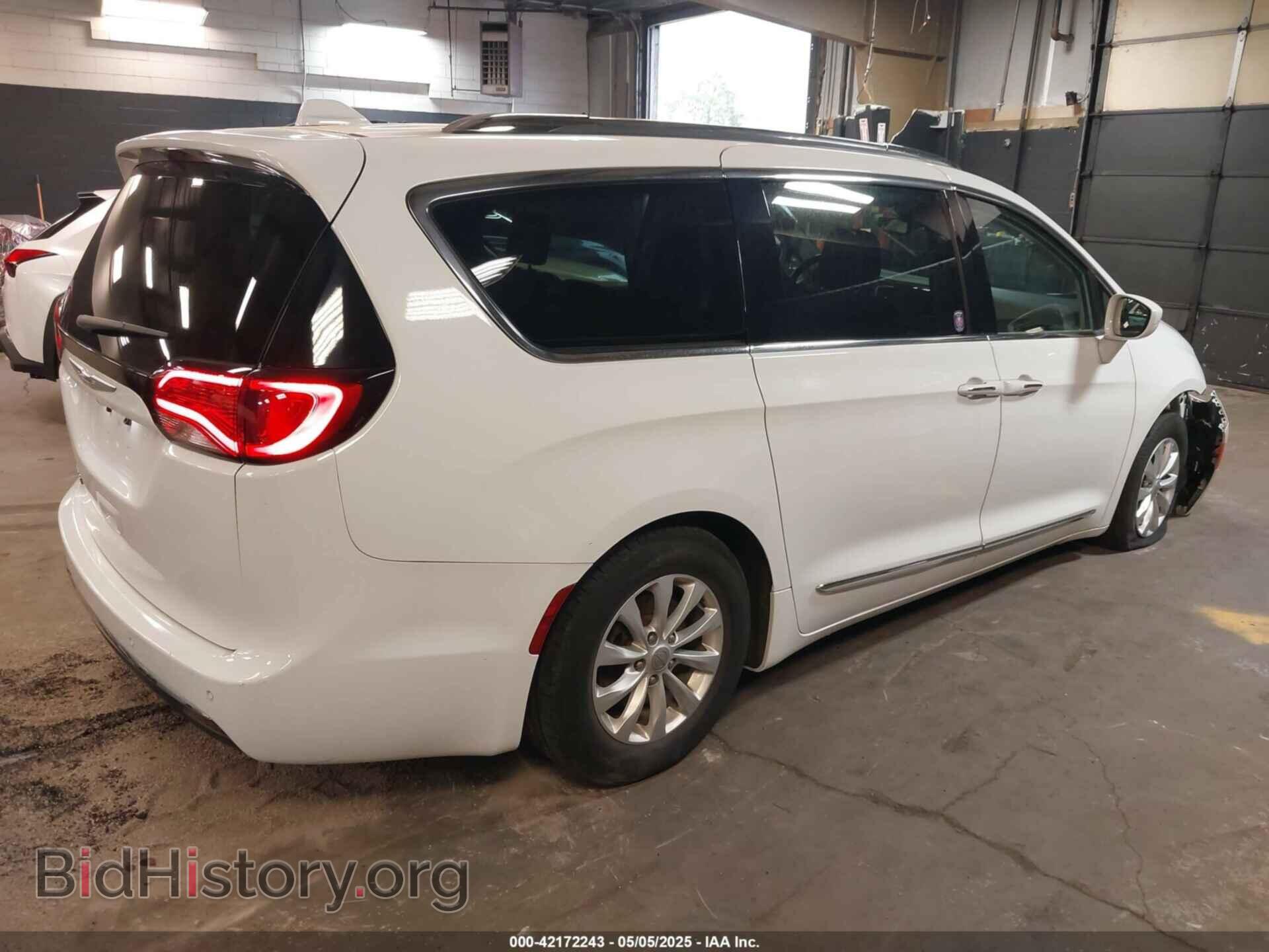2019 CHRYSLER PACIFICA - VIN: 2C4RC1BG2KR577524 - Фото 4