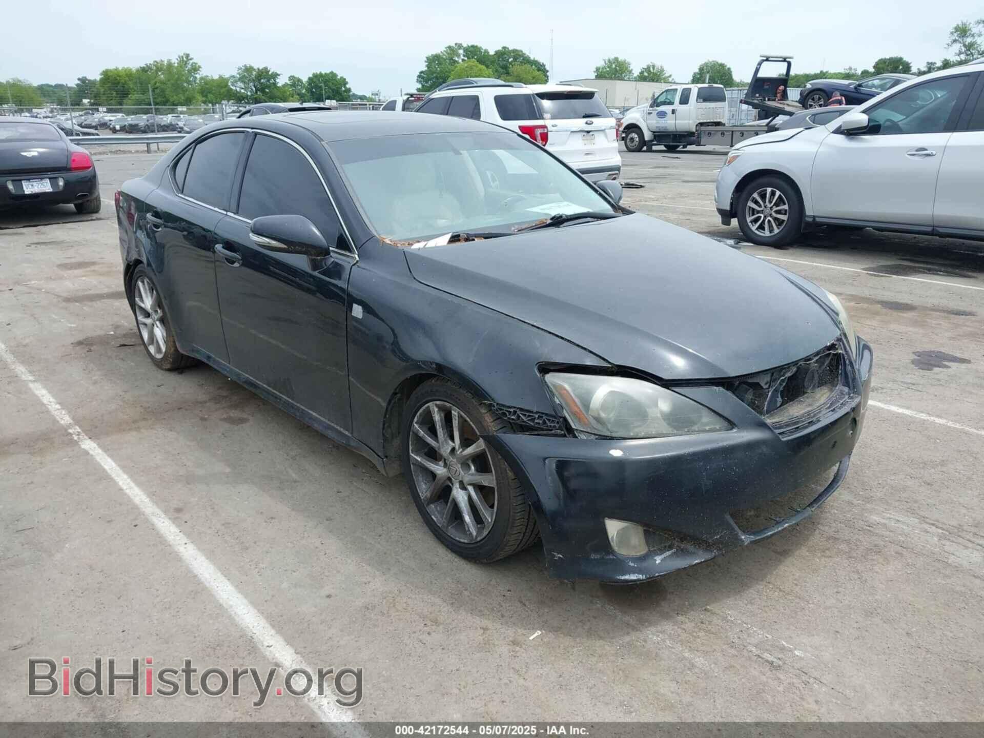 Фотография JTHCF5C29B5045190 - LEXUS IS 250 2011