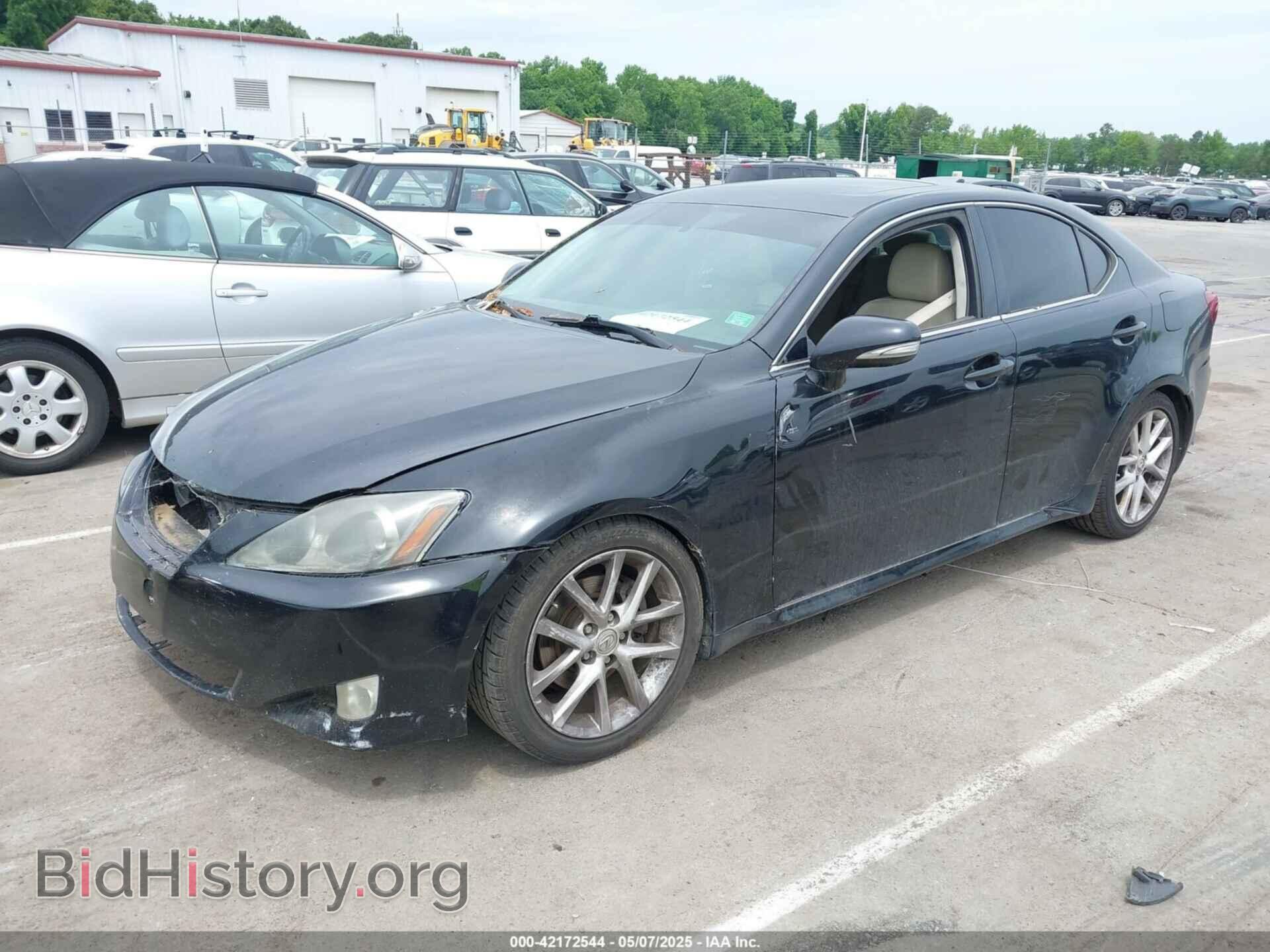 2011 LEXUS IS 250 - VIN: JTHCF5C29B5045190 - Photo 2