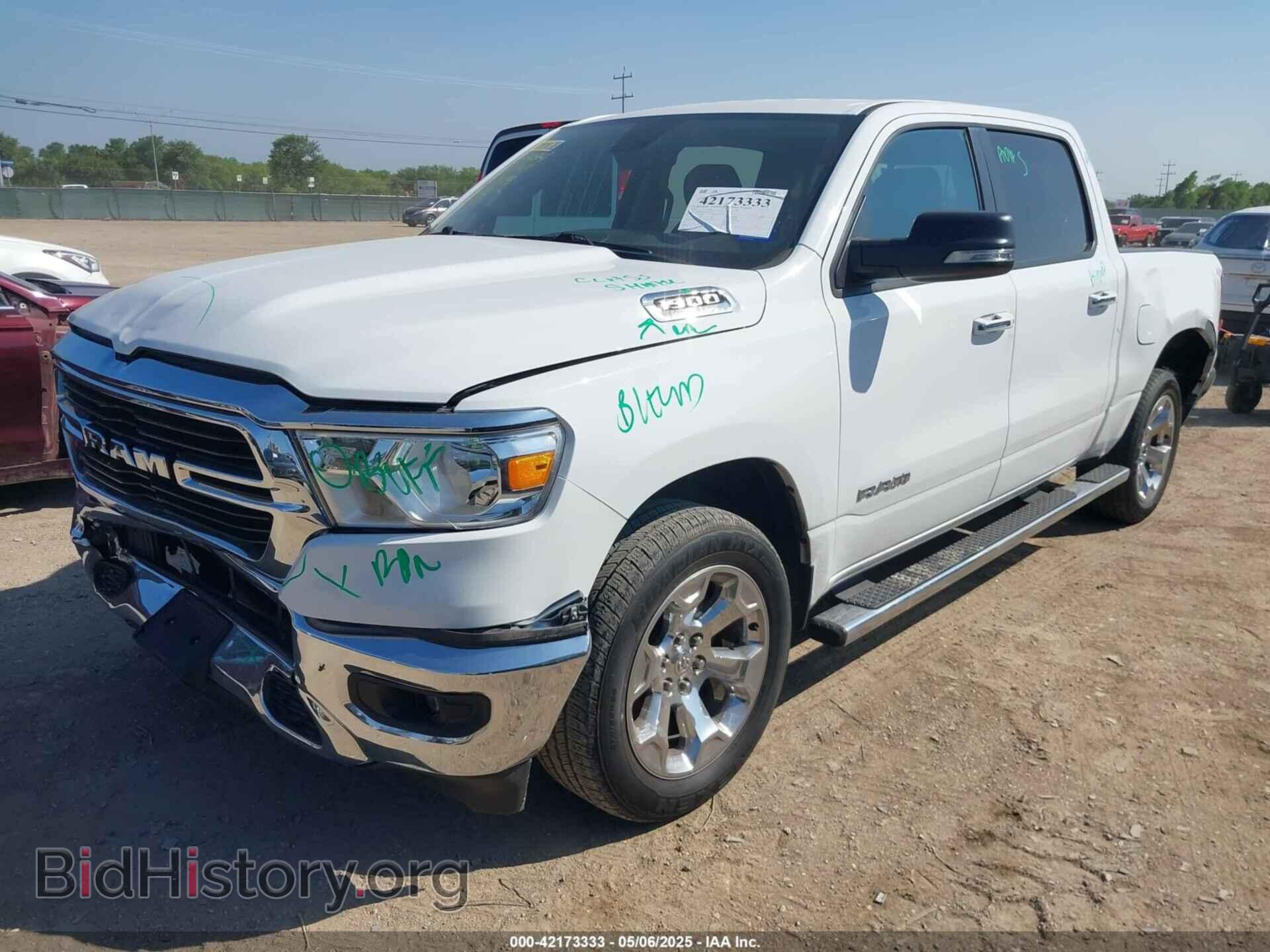 2020 RAM 1500 - VIN: 1C6SRFFTXLN291141 - Фото 2