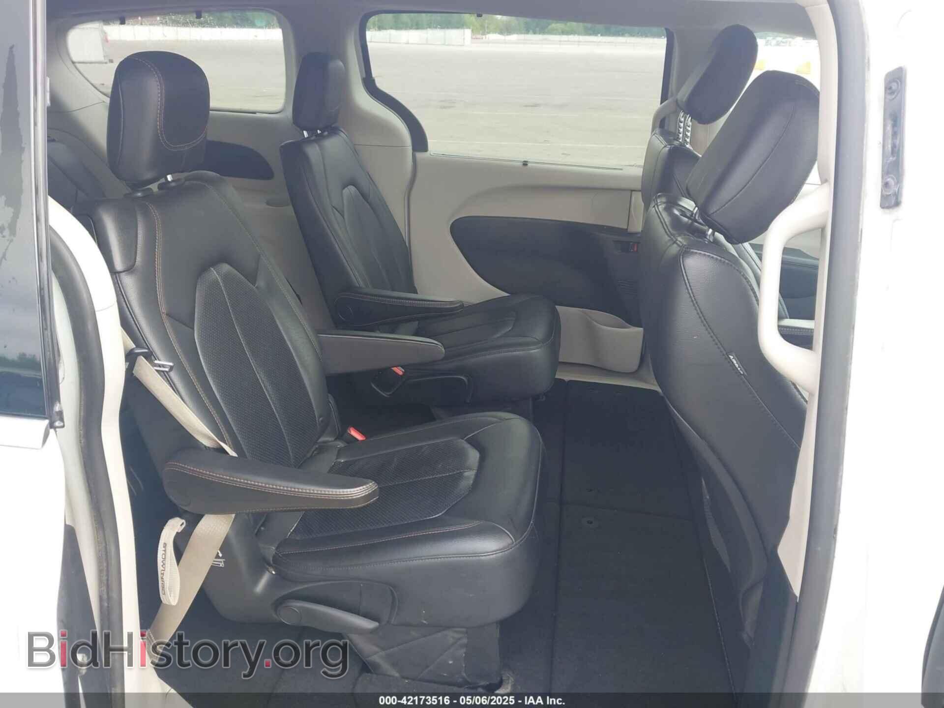 2019 CHRYSLER PACIFICA - VIN: 2C4RC1BG7KR556247 - Фото 8