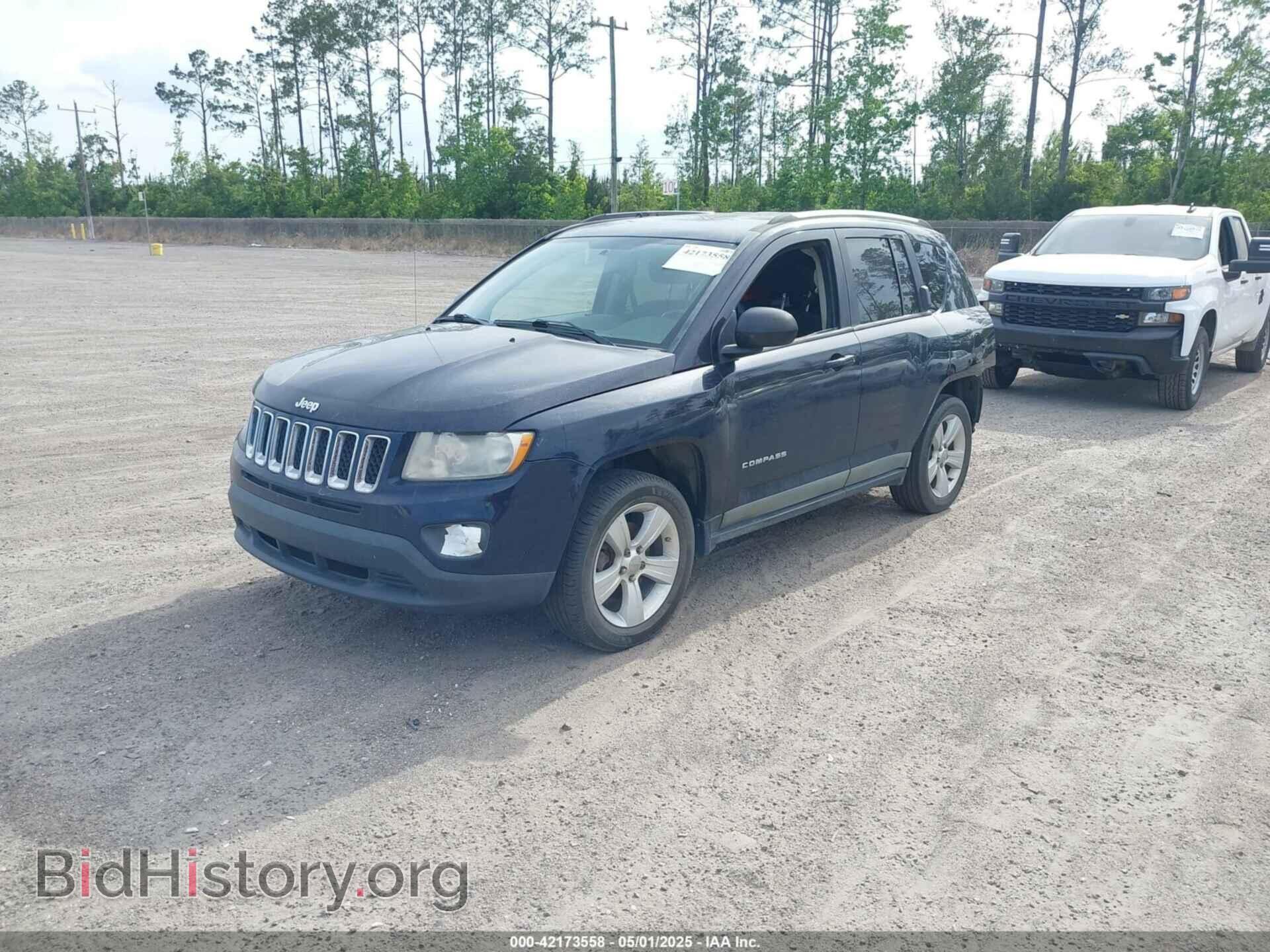 2011 JEEP COMPASS - VIN: 1J4NT1FBXBD151512 - Photo 2