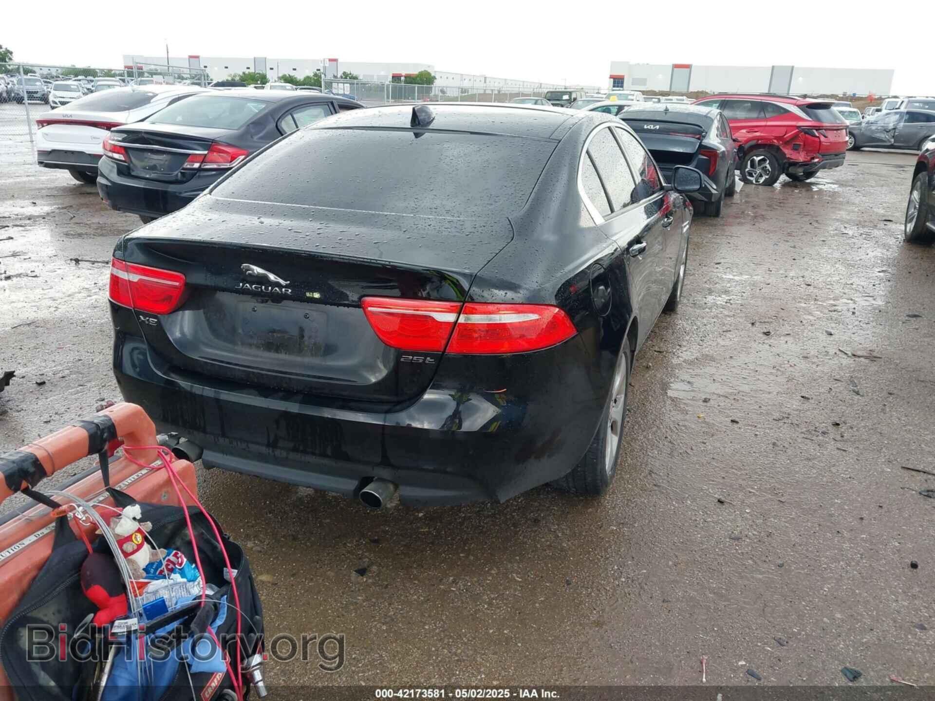 2017 JAGUAR XE - VIN: SAJAR4BG2HA977059 - Фото 4