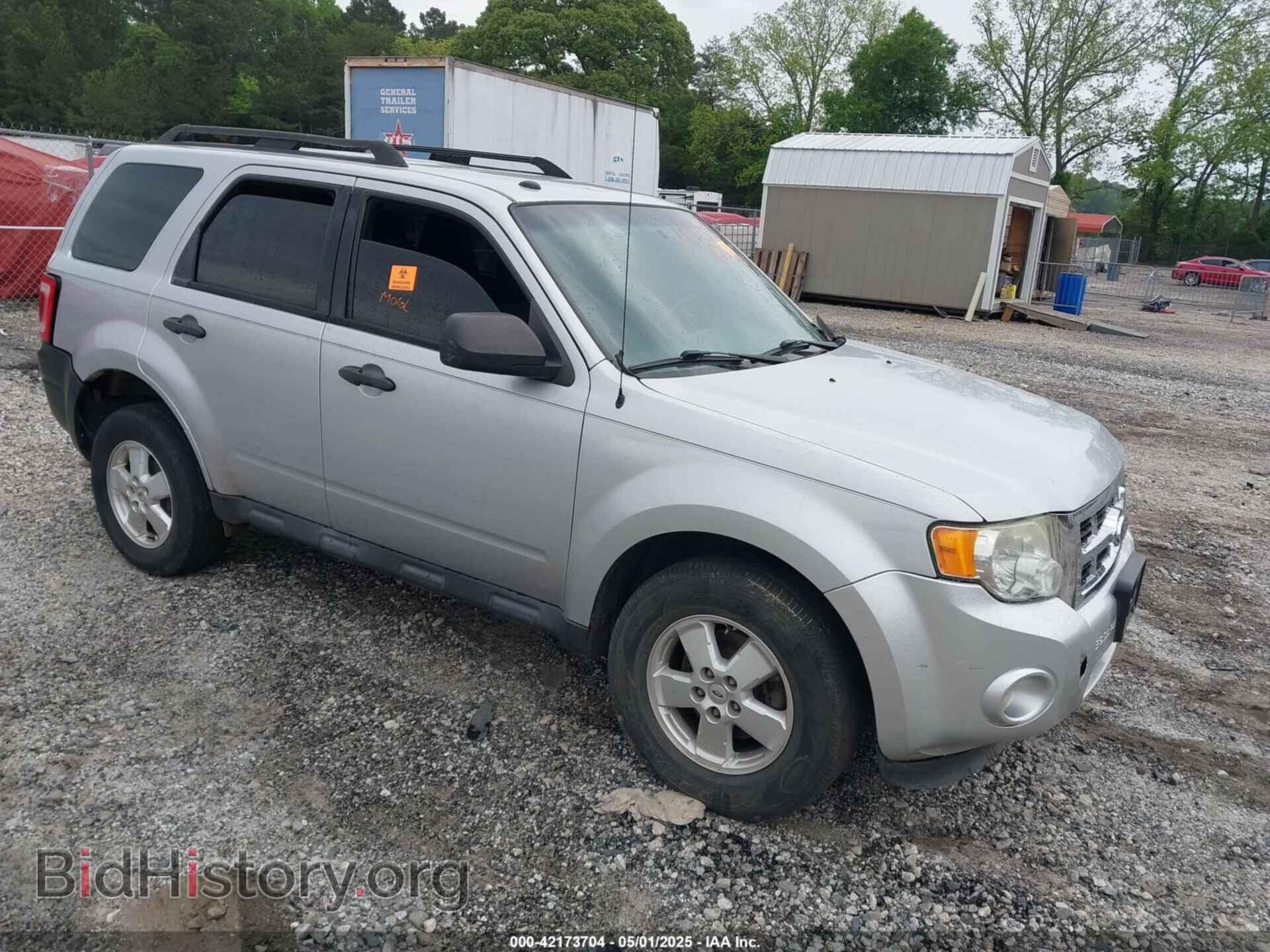 Фотография 1FMCU0DG0BKA86504 - FORD ESCAPE 2011