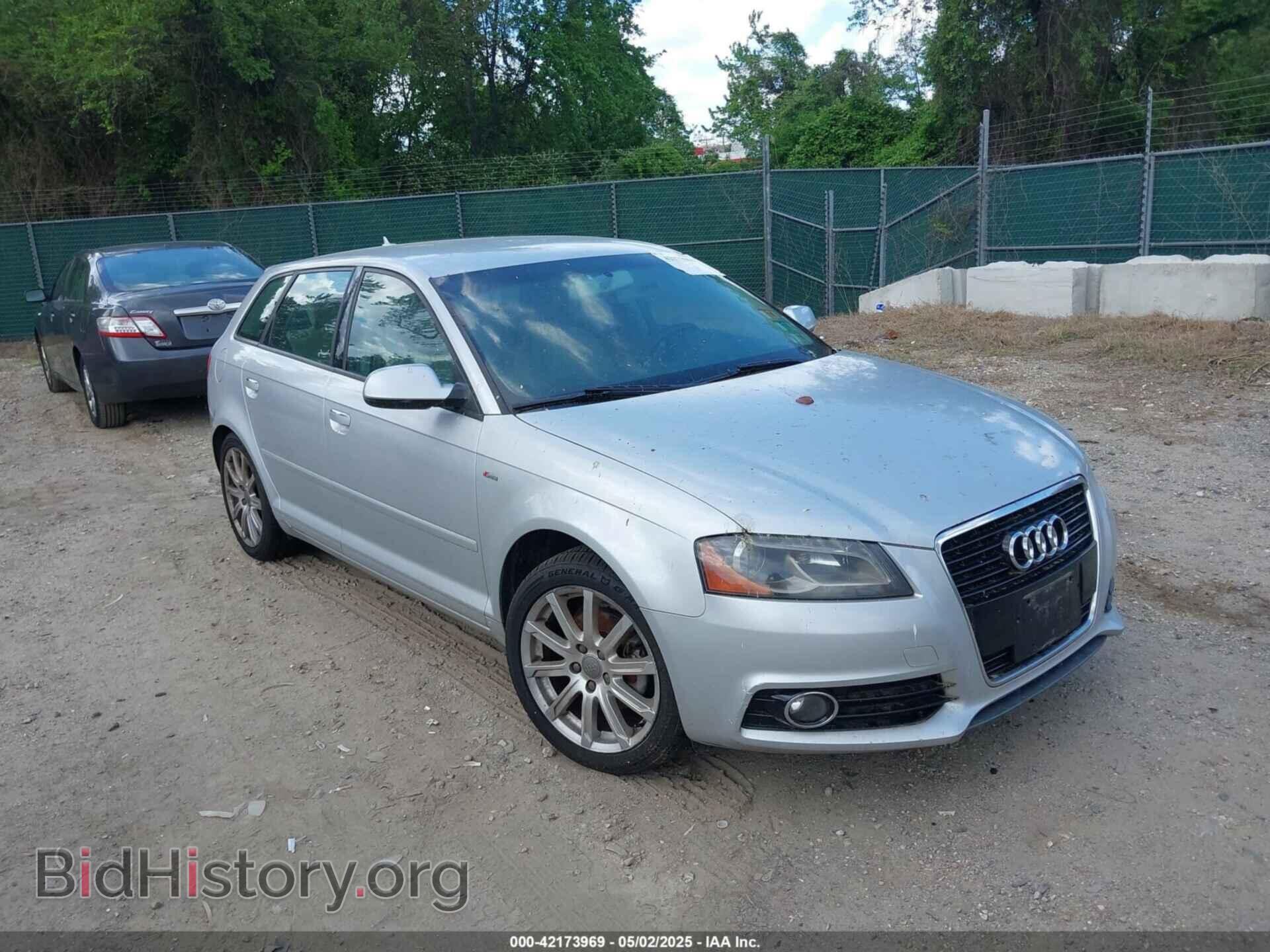 Photo WAUKJAFM9BA128754 - AUDI A3 2011