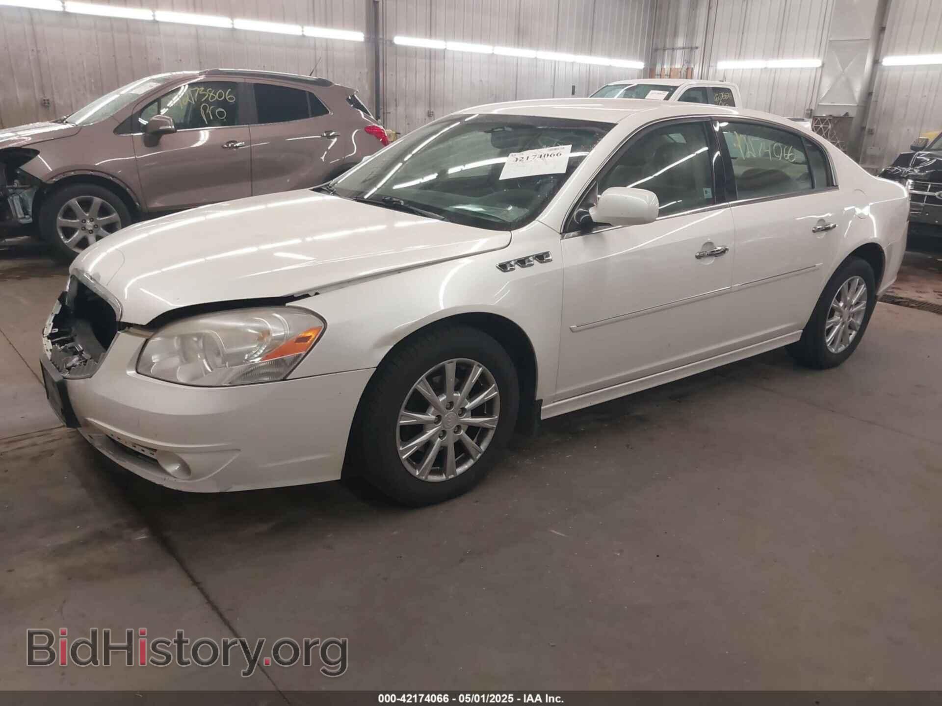 2011 BUICK LUCERNE - VIN: 1G4HC5EM3BU113323 - Фото 2