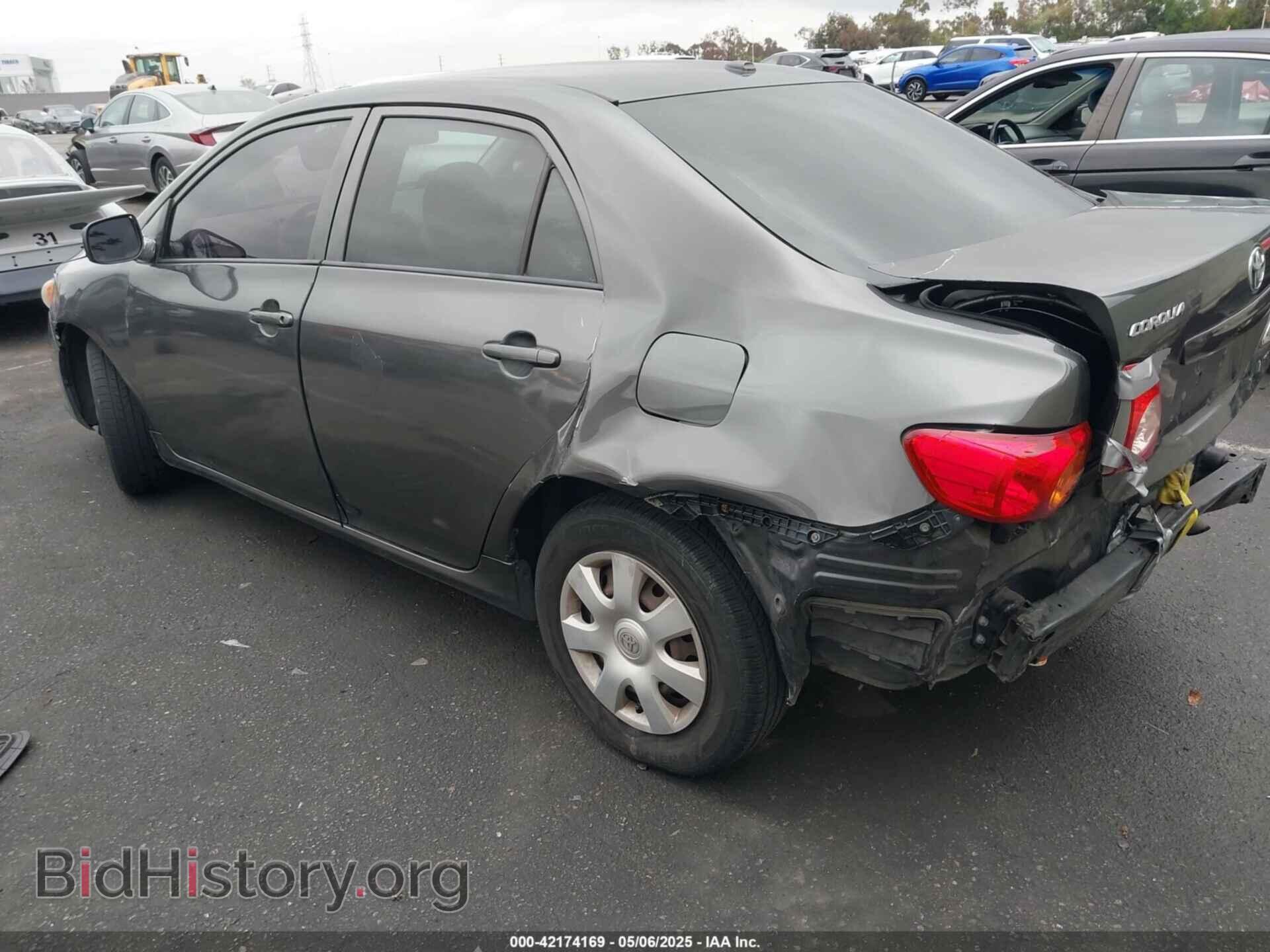 2009 TOYOTA COROLLA - VIN: JTDBL40E999043666 - Фото 3