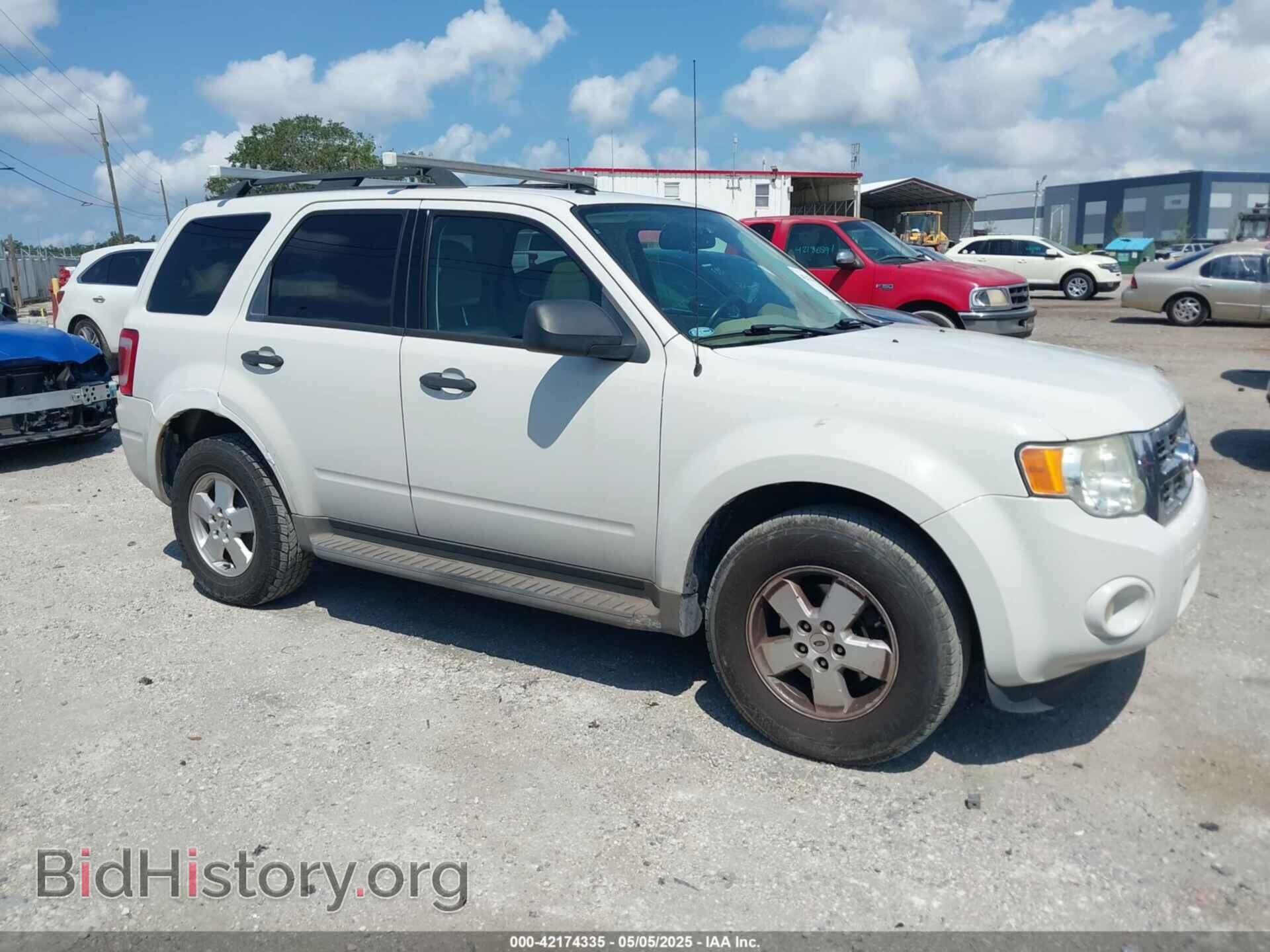 Фотография 1FMCU0D77CKB33030 - FORD ESCAPE 2012