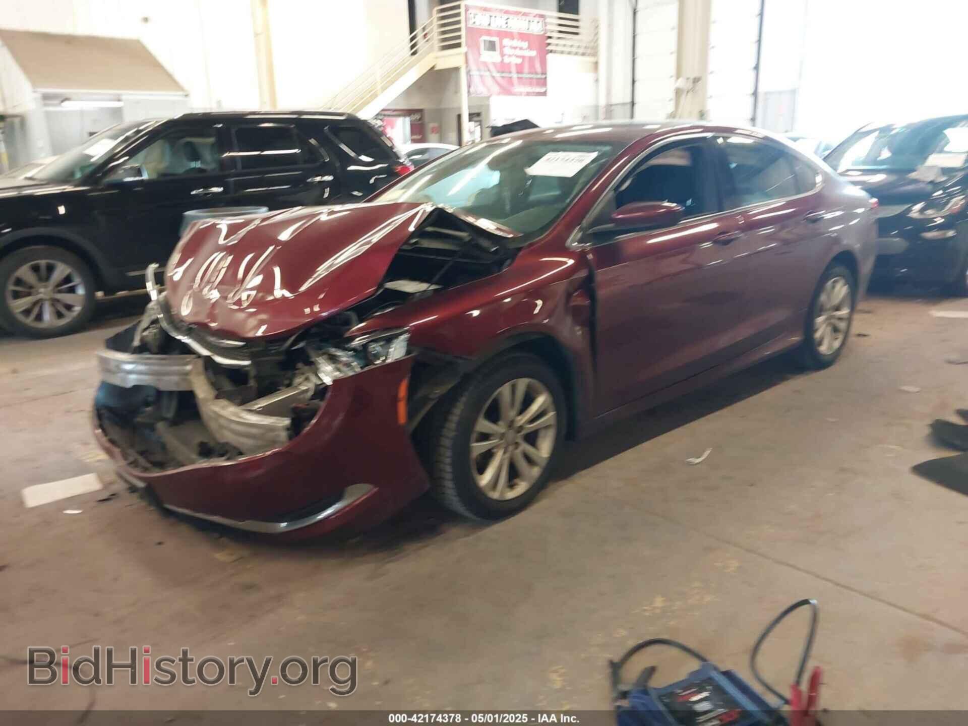 2015 CHRYSLER 200 - VIN: 1C3CCCAB0FN715768 - Фото 2
