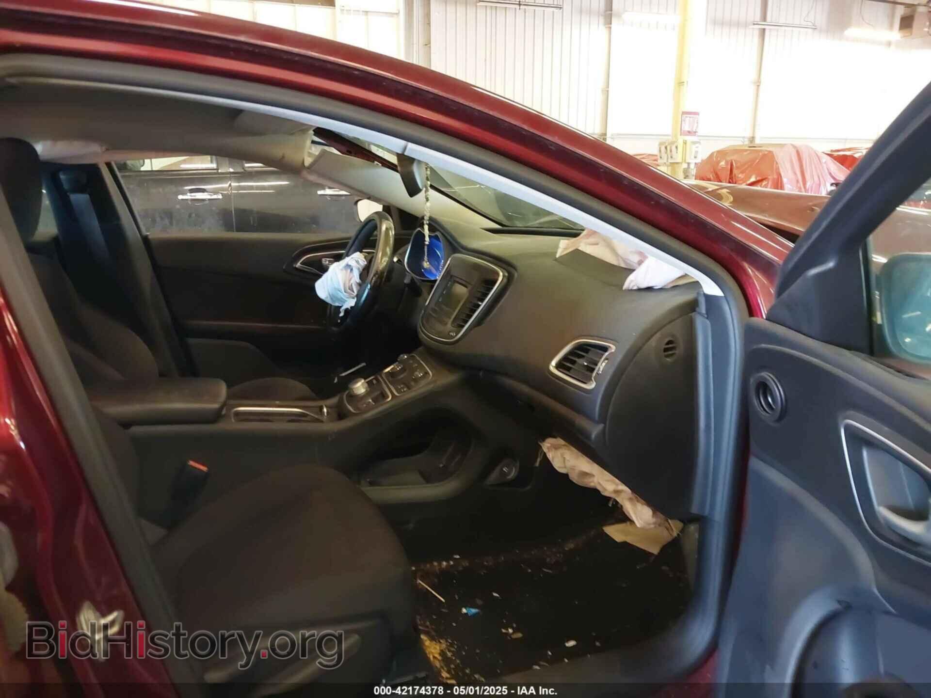 2015 CHRYSLER 200 - VIN: 1C3CCCAB0FN715768 - Фото 5