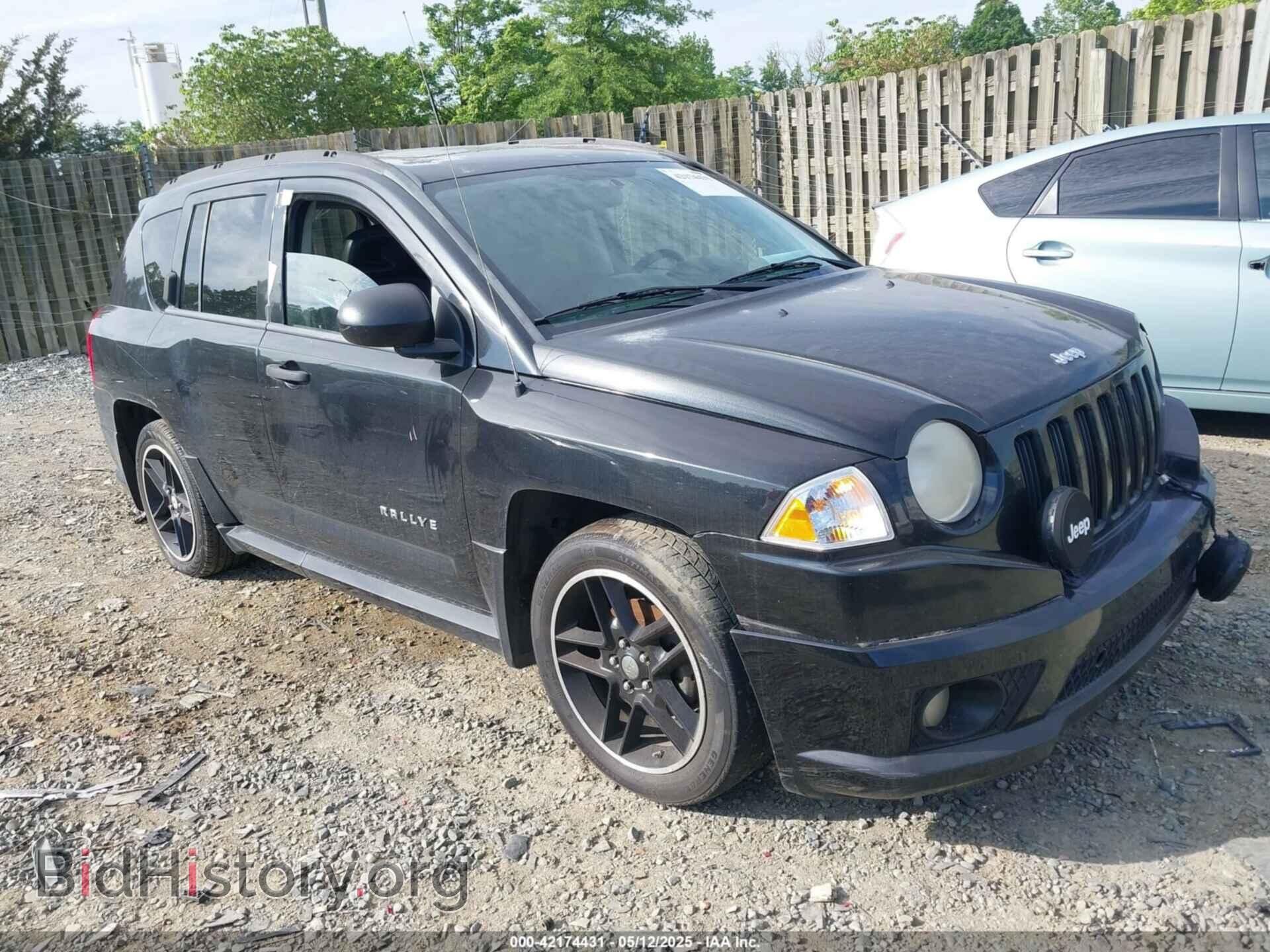 Фотография 1J4FF47B69D218001 - JEEP COMPASS 2009