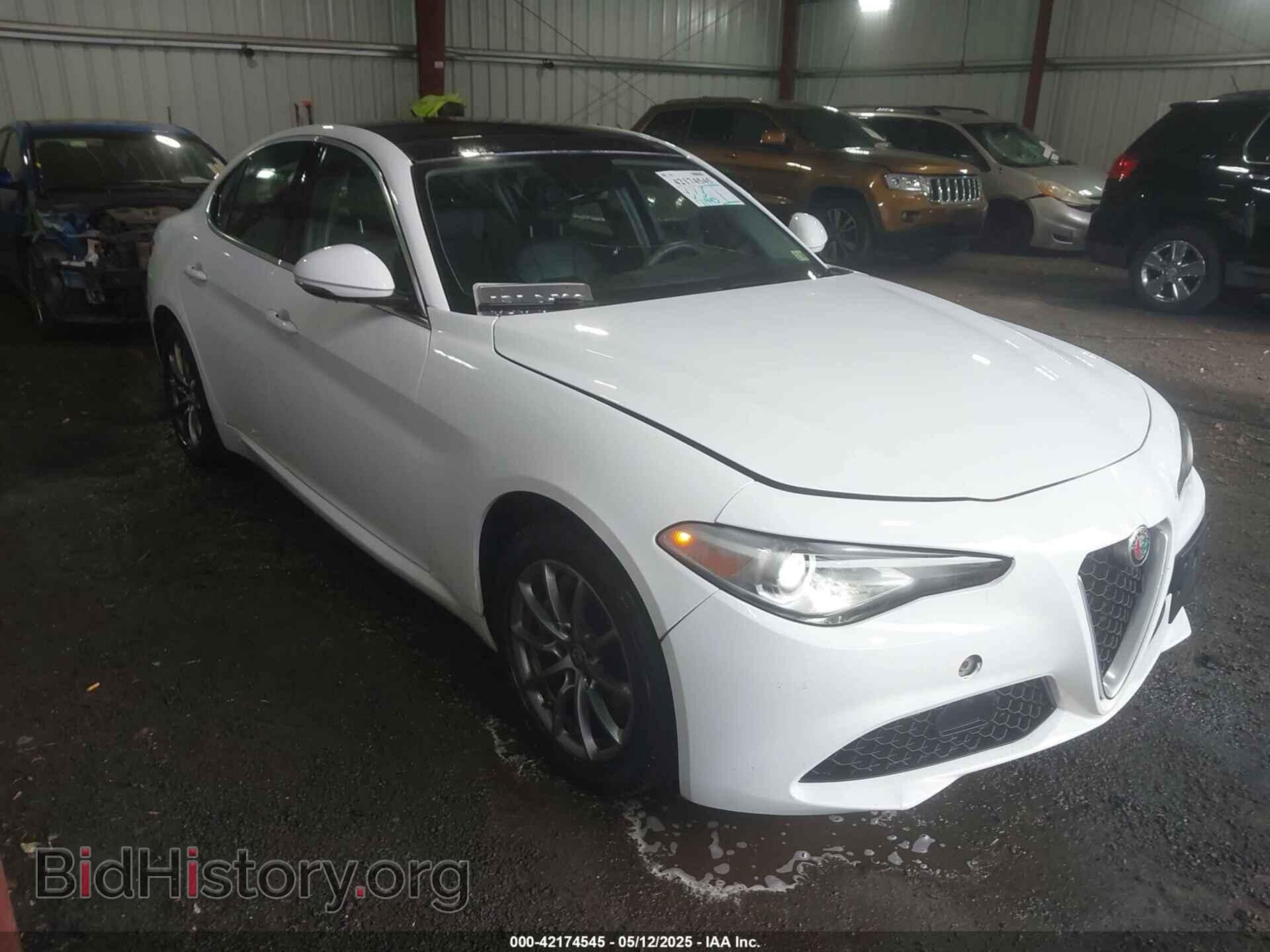 Фотография ZARFAEDN2H7541375 - ALFA ROMEO GIULIA 2017