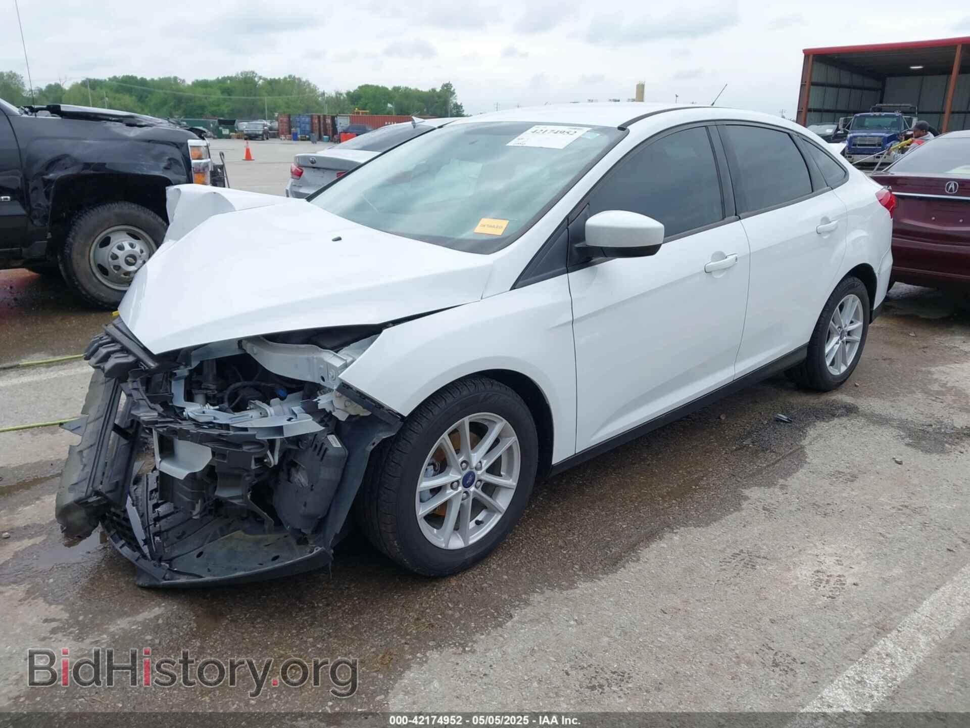 2018 FORD FOCUS - VIN: 1FADP3F21JL257262 - Фото 2