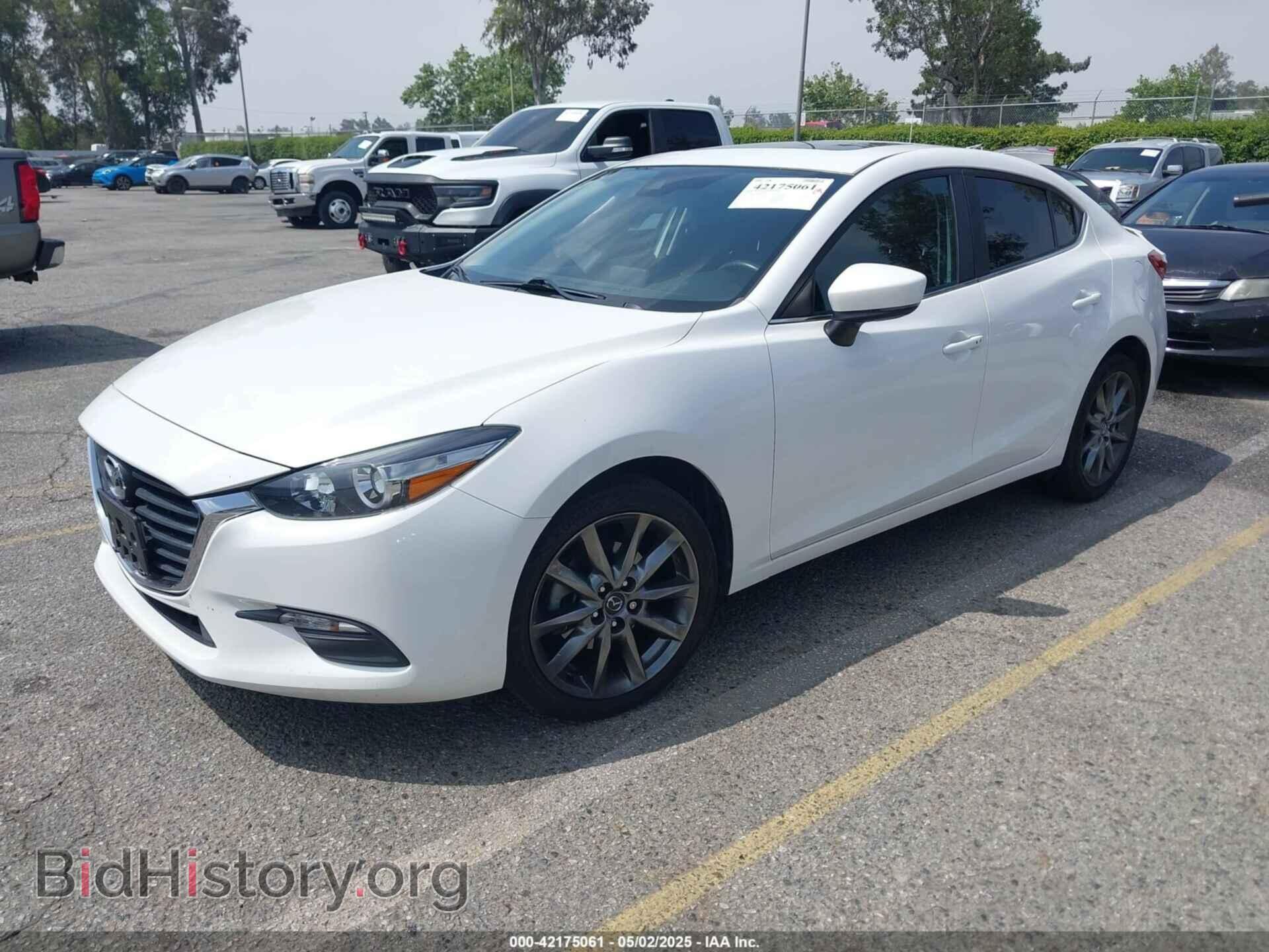 2018 MAZDA MAZDA3 - VIN: 3MZBN1V35JM182020 - Фото 2