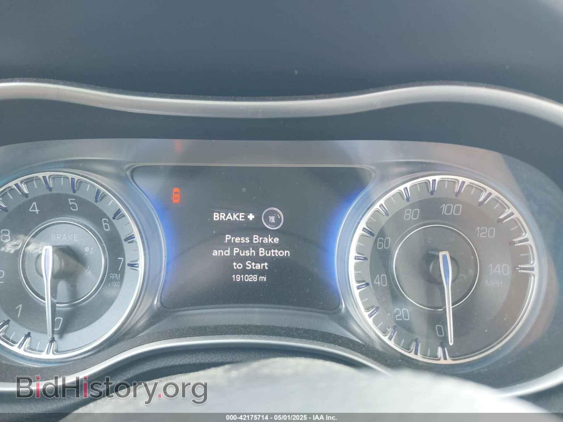 2015 CHRYSLER 300 - VIN: 2C3CCAAG0FH779611 - Фото 7