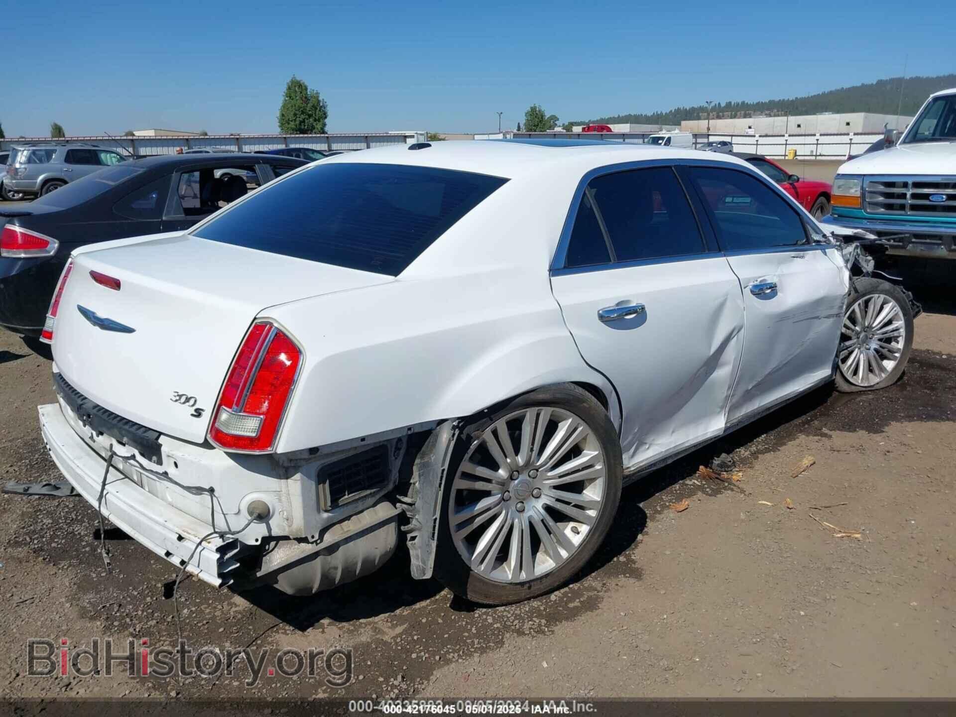2014 CHRYSLER 300C - VIN: 2C3CCAEG2EH255367 - Фото 4