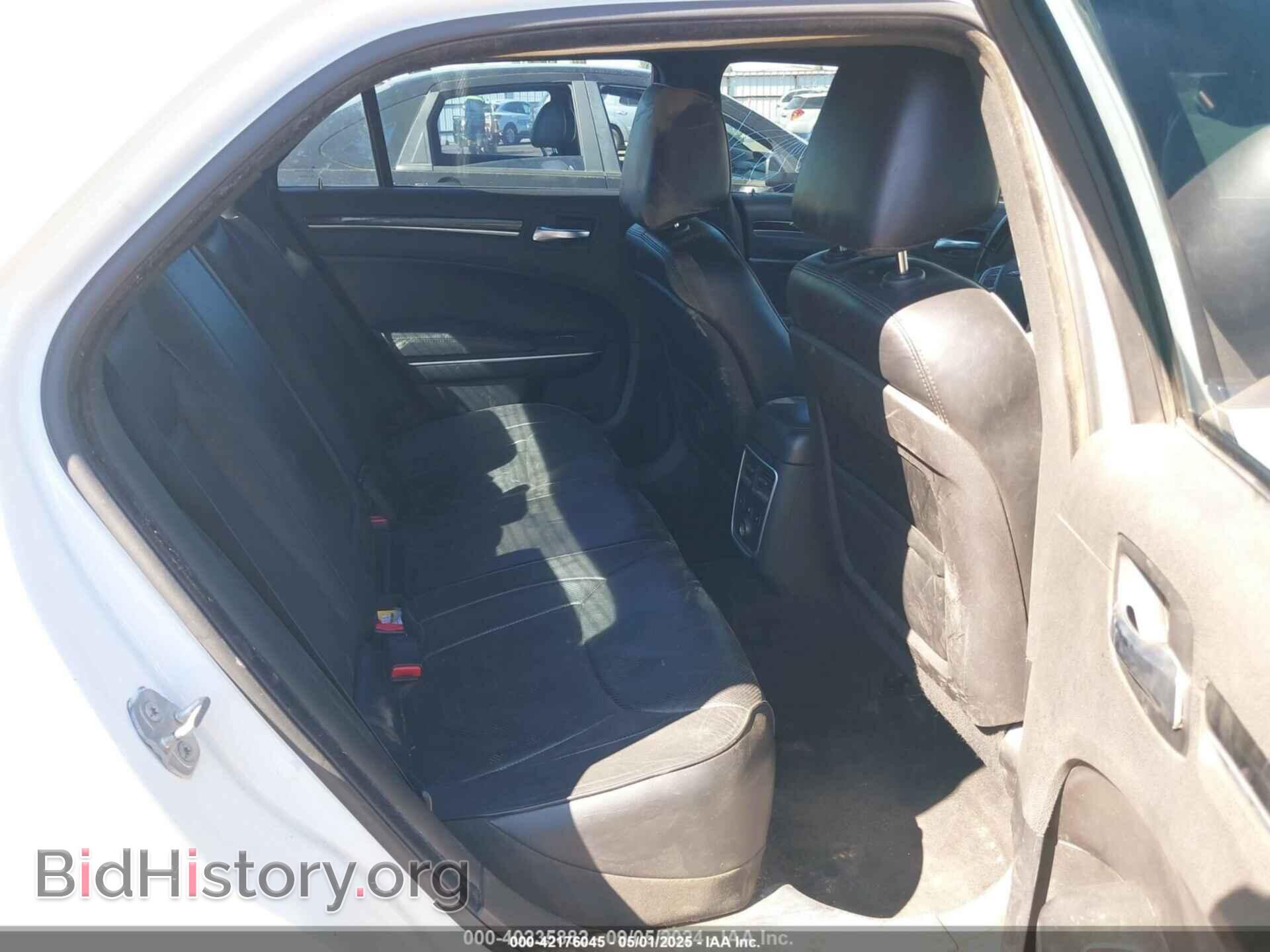 2014 CHRYSLER 300C - VIN: 2C3CCAEG2EH255367 - Фото 8
