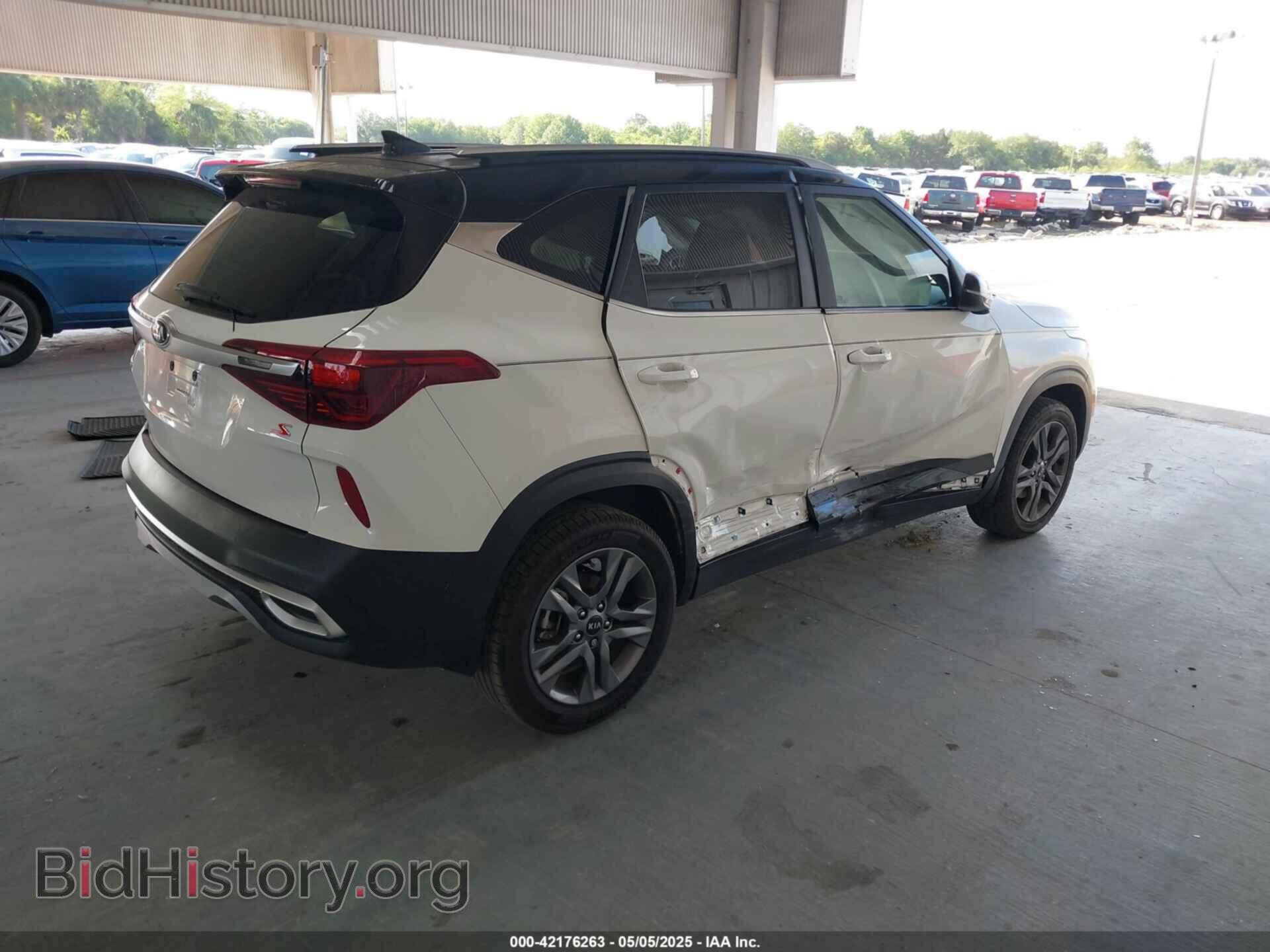 2021 KIA SELTOS - VIN: KNDEU2AA6M7120850 - Фото 4
