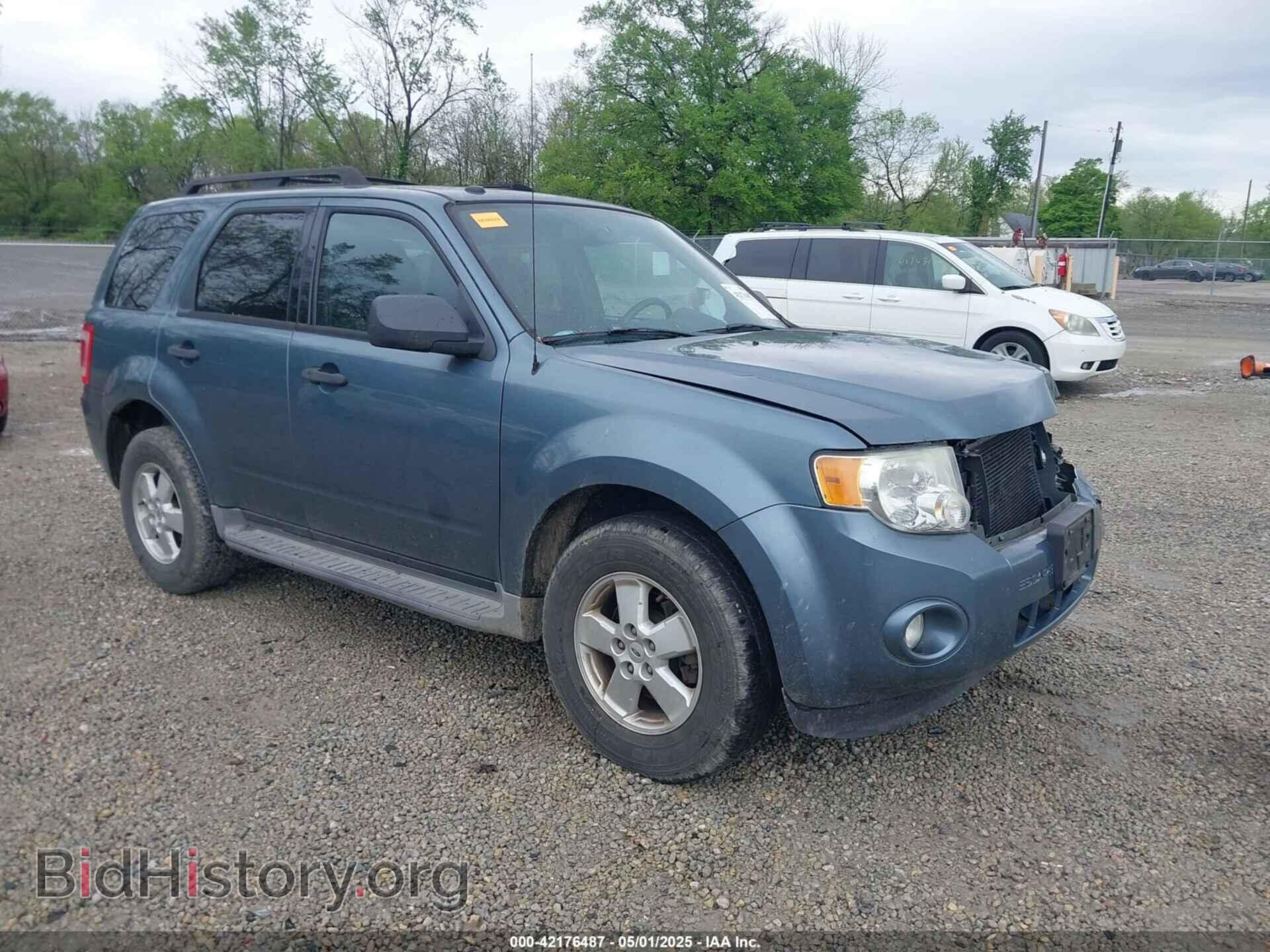 Photo 1FMCU0D70AKD25922 - FORD ESCAPE 2010