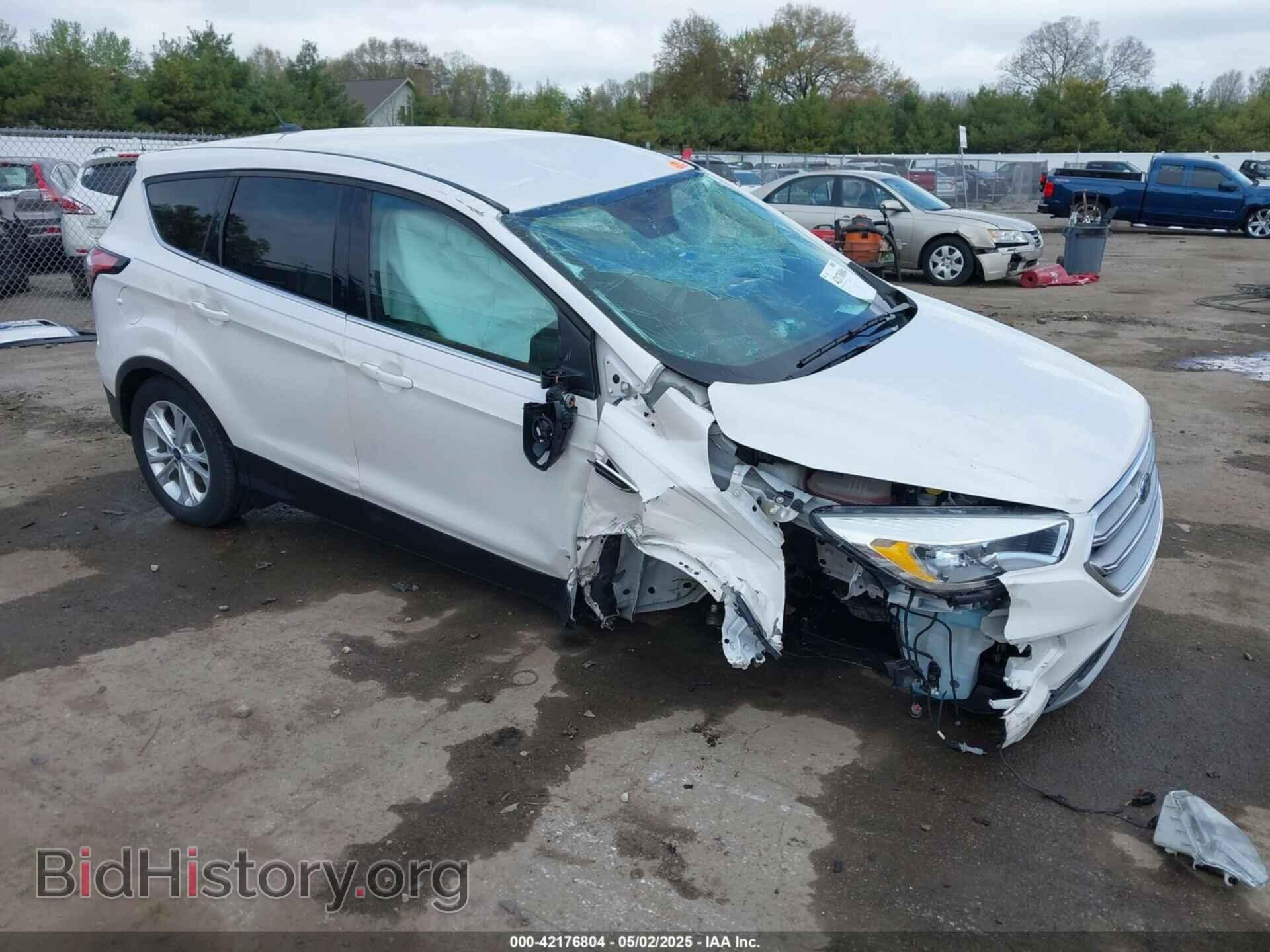 Фотография 1FMCU0GD2HUC14787 - FORD ESCAPE 2017