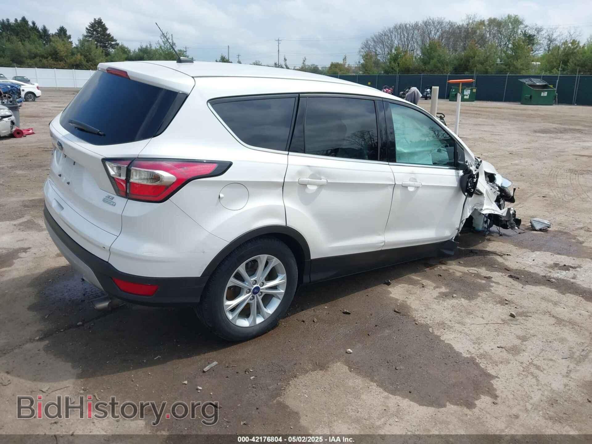2017 FORD ESCAPE - VIN: 1FMCU0GD2HUC14787 - Фото 4