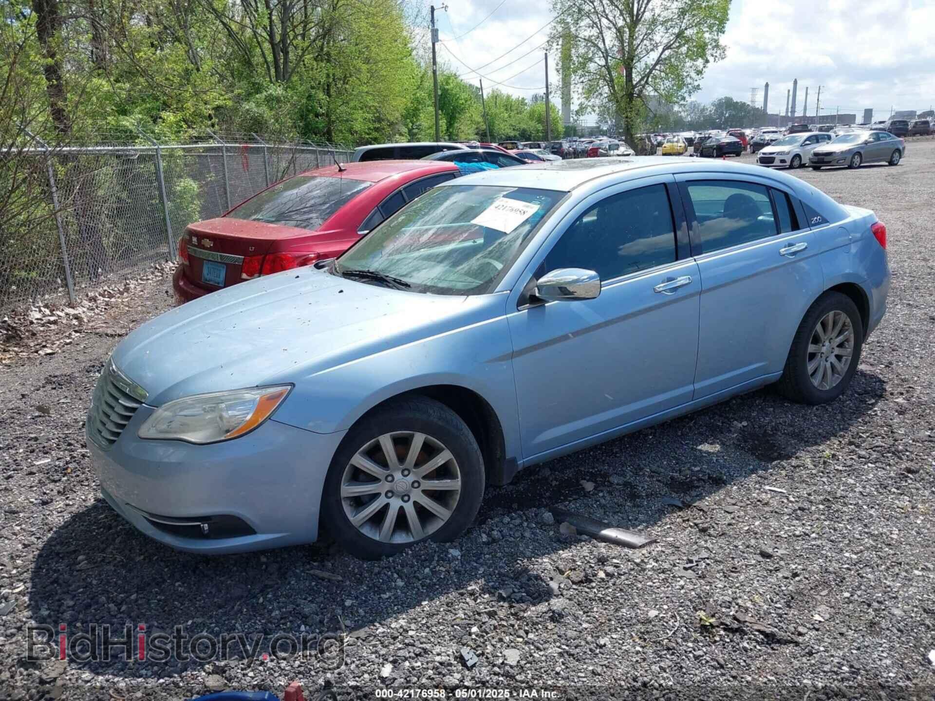 2014 CHRYSLER 200 - VIN: 1C3CCBCG5EN185590 - Фото 2
