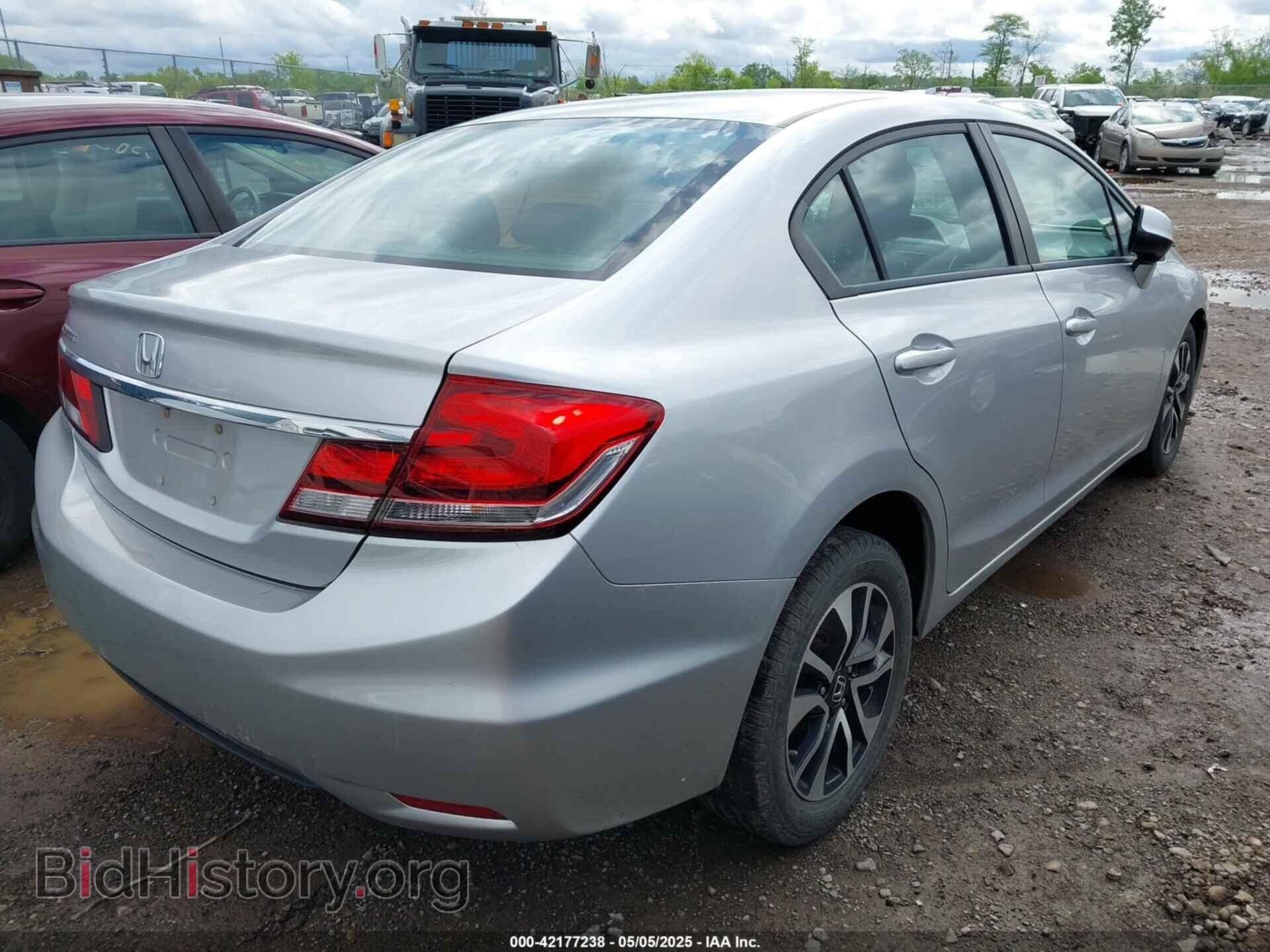 2013 HONDA CIVIC - VIN: 19XFB2F85DE093012 - Фото 4