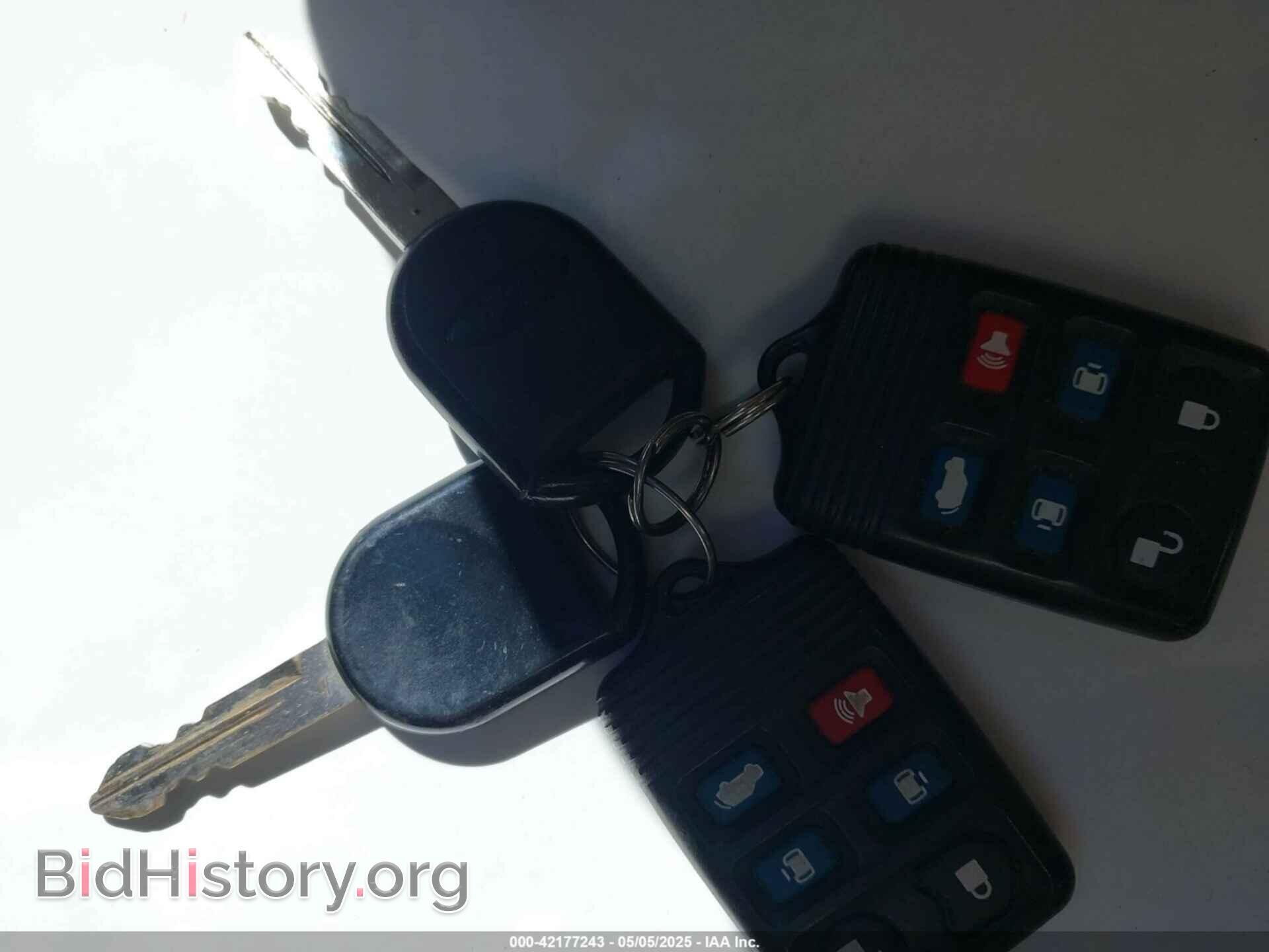 2007 FORD FREESTAR - VIN: 2FMDA52257BA11056 - Photo 11
